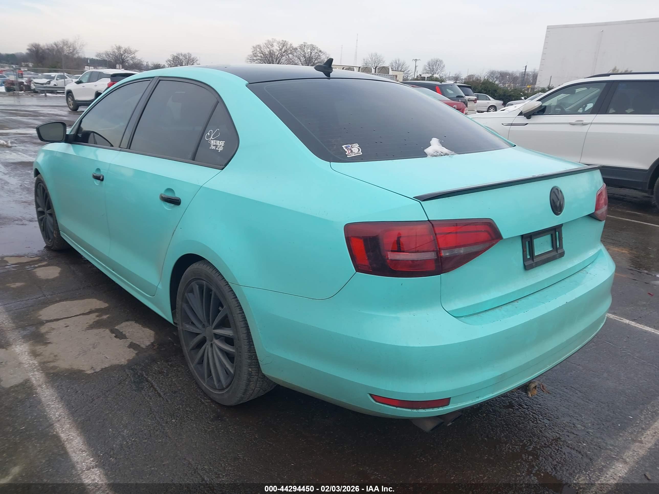 VOLKSWAGEN JETTA image 3