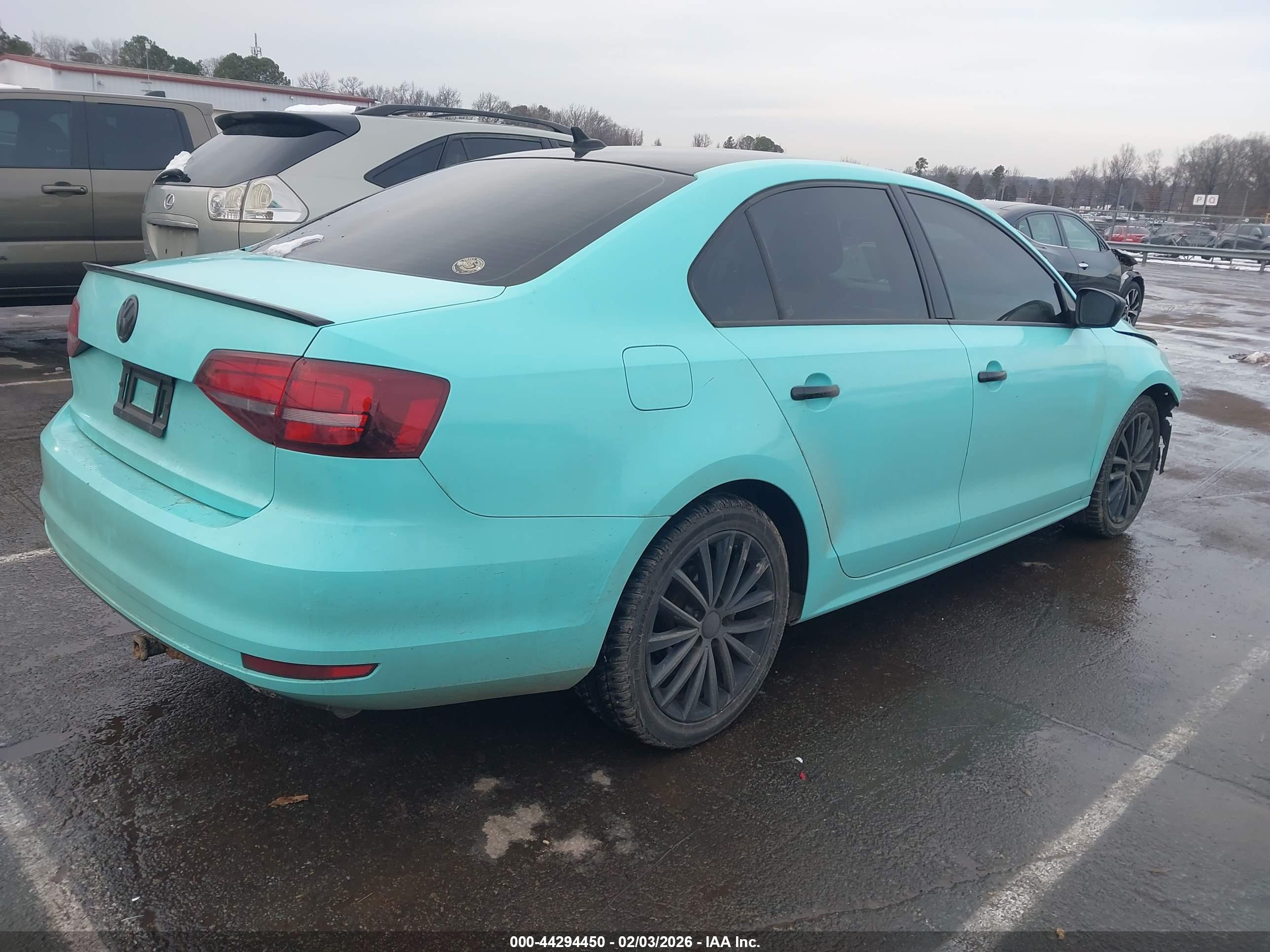 VOLKSWAGEN JETTA image 4