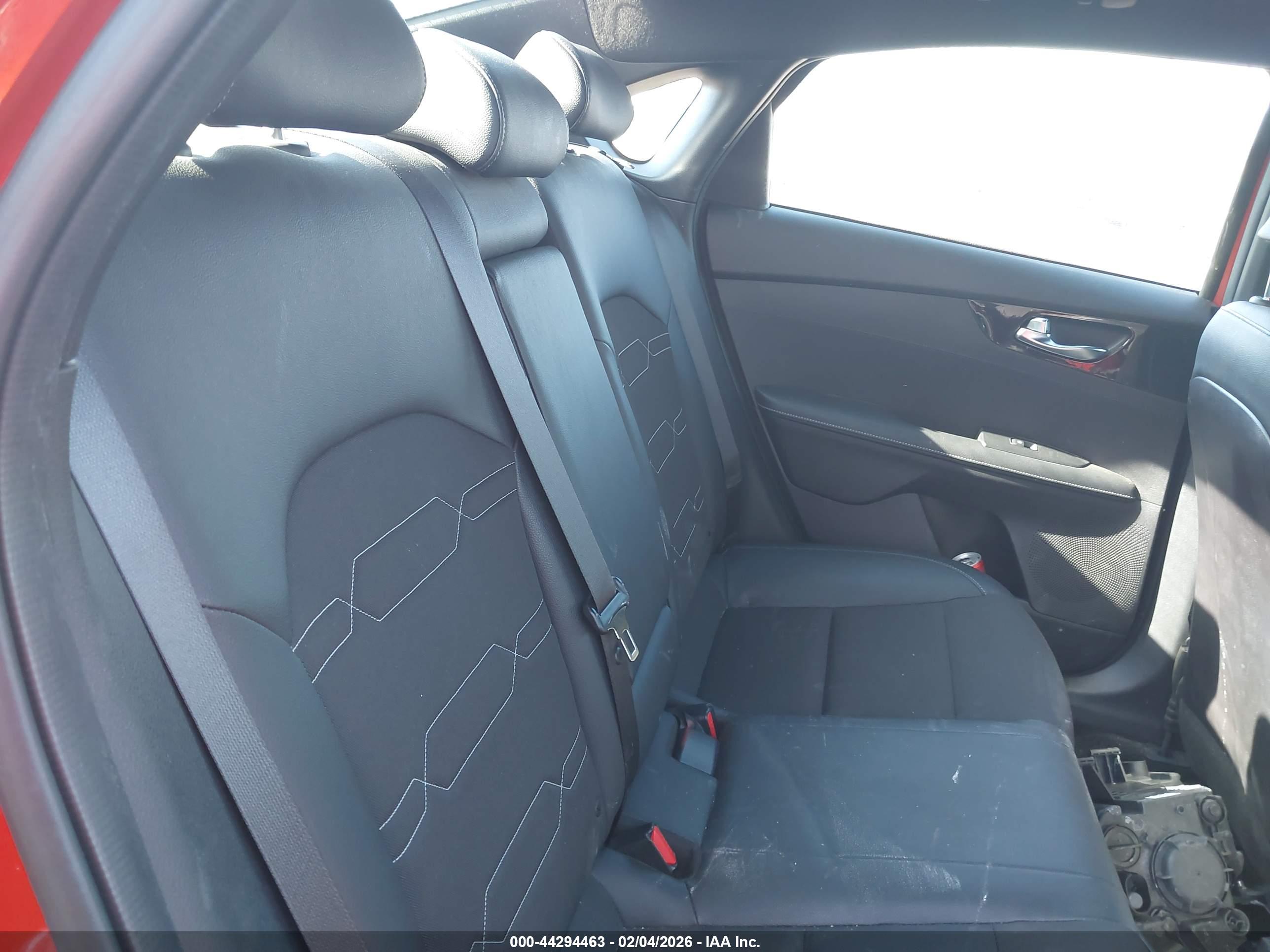 KIA FORTE image 8