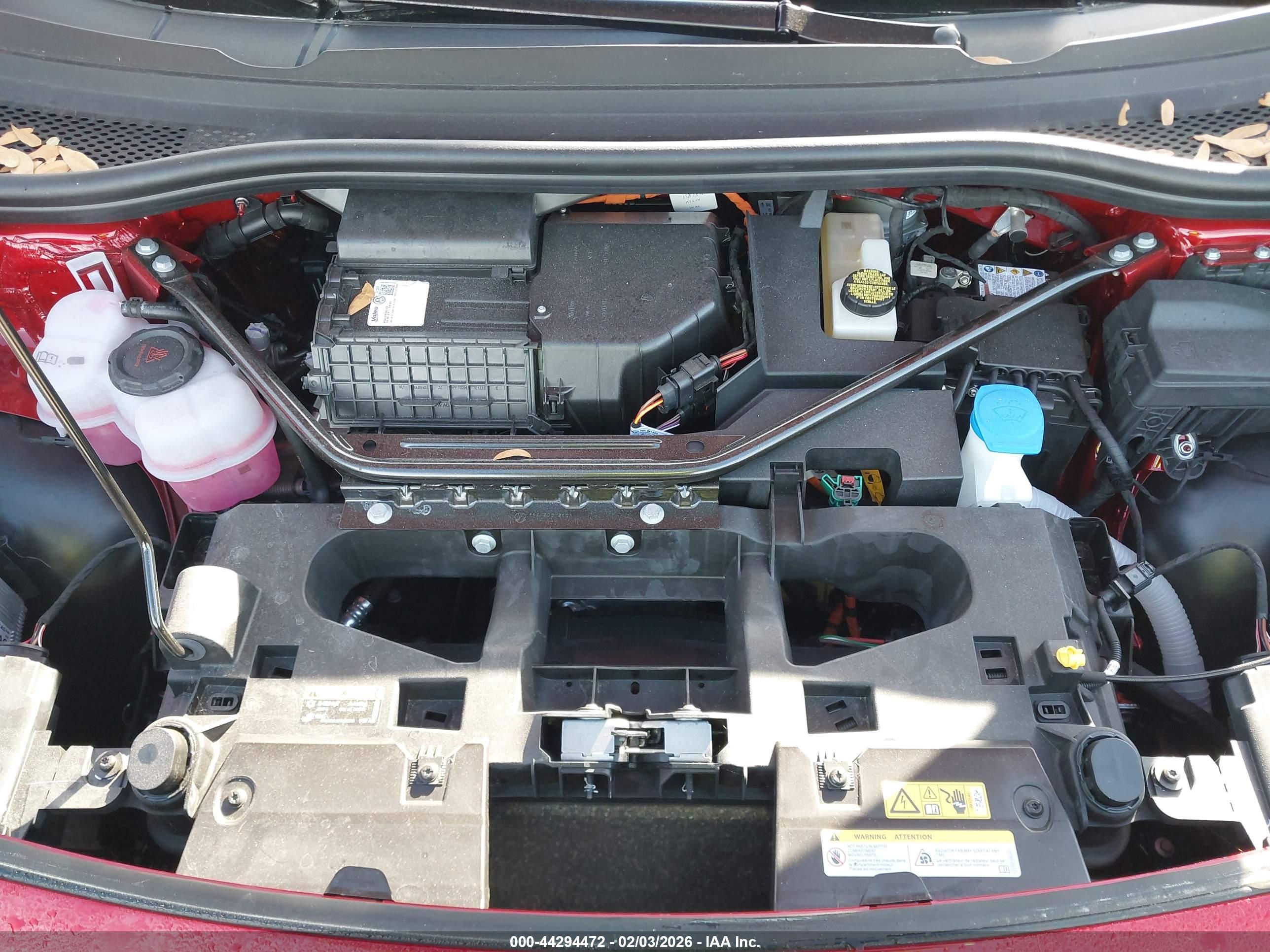 VOLKSWAGEN ID.4 image 10