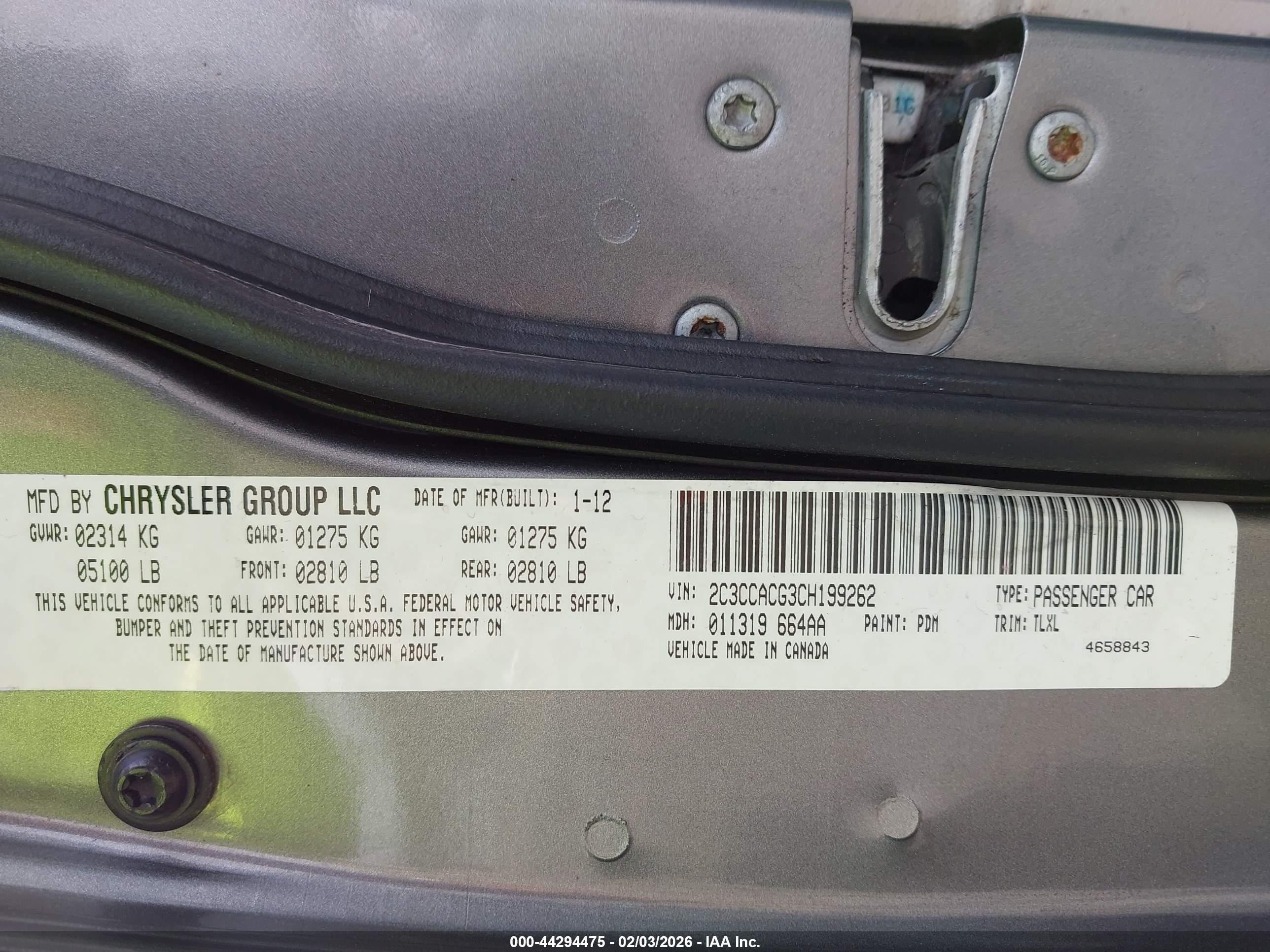 CHRYSLER 300 image 9