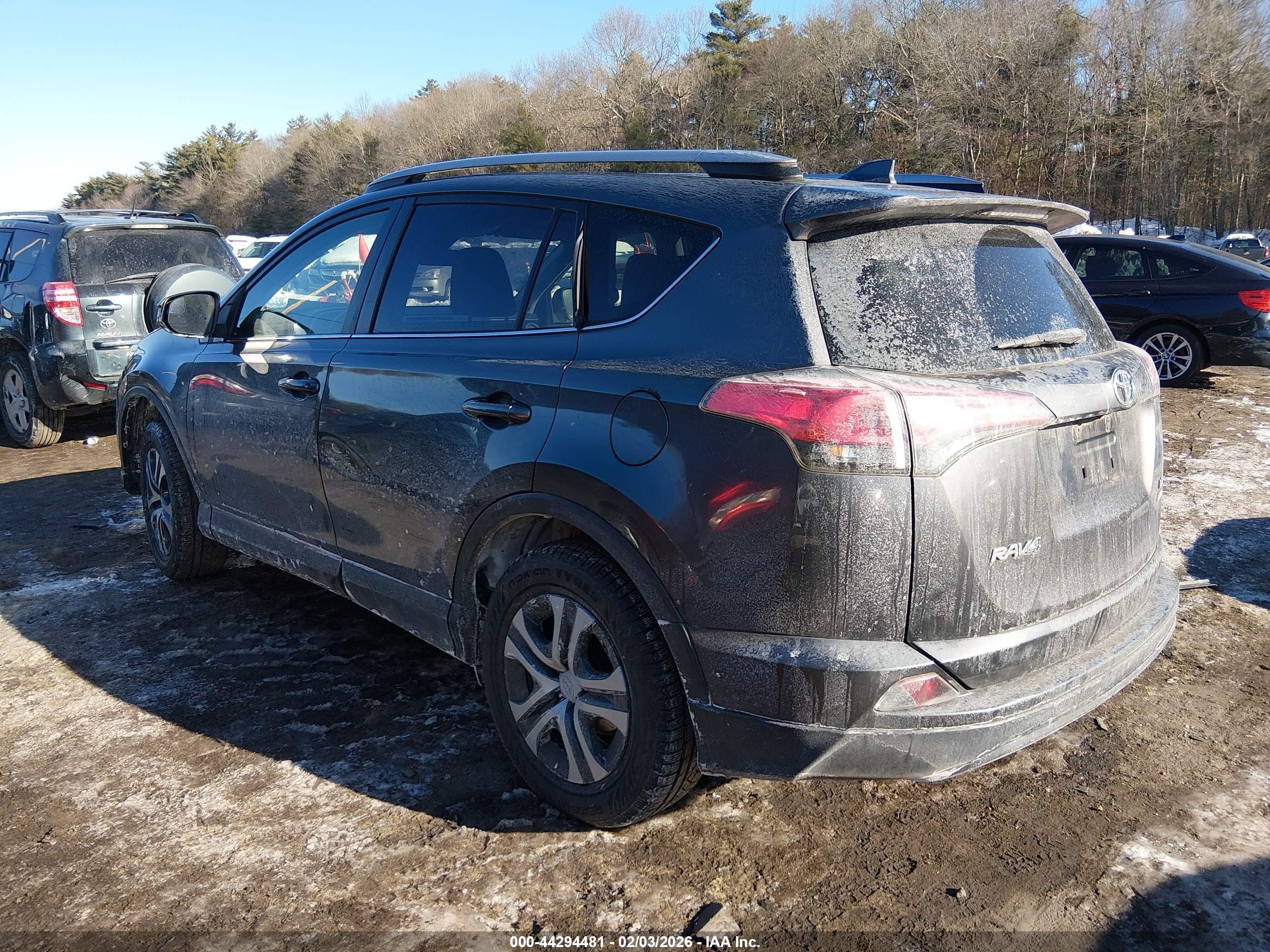 TOYOTA RAV4 image 3
