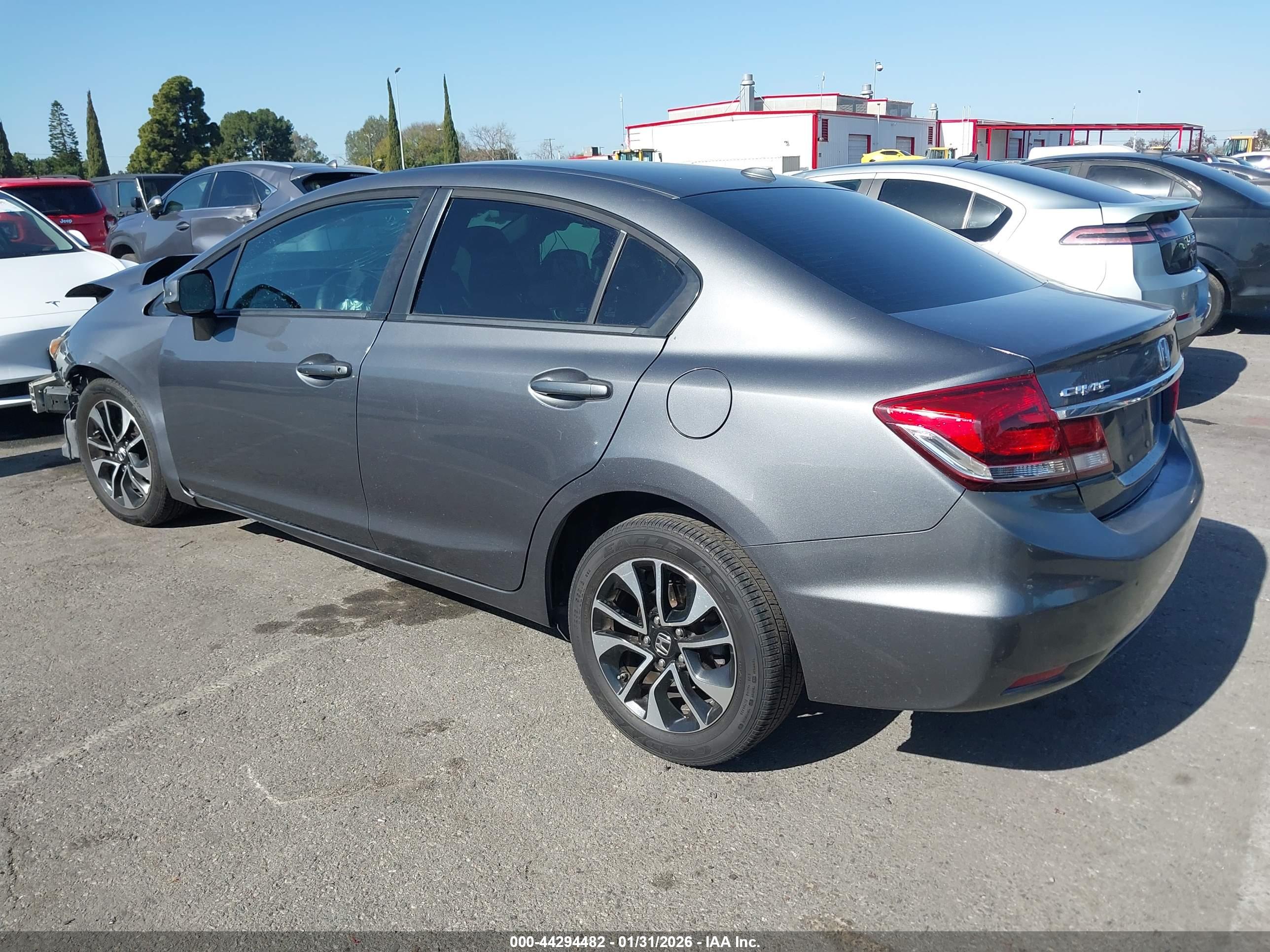 HONDA CIVIC image 3