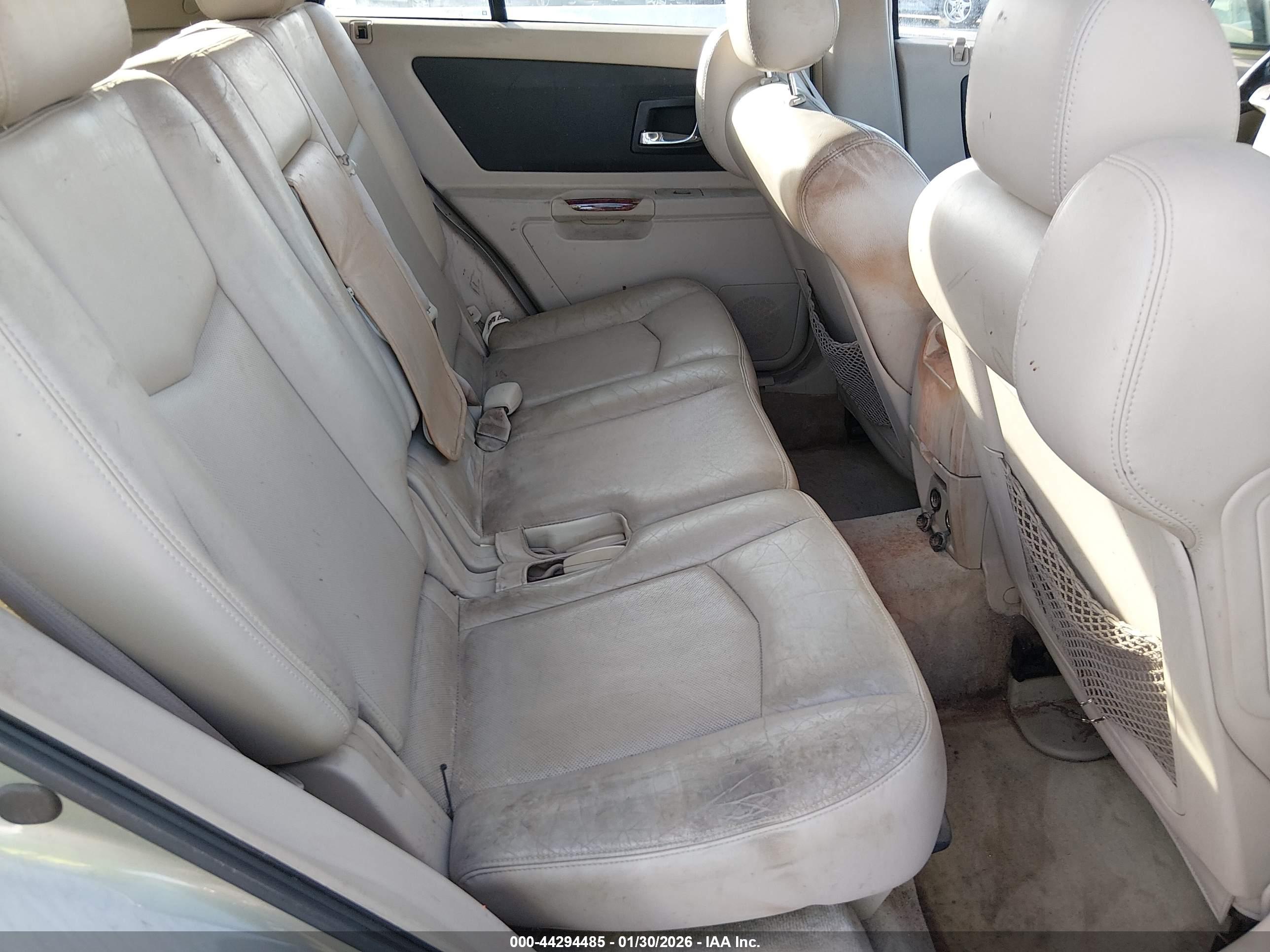 CADILLAC SRX image 8