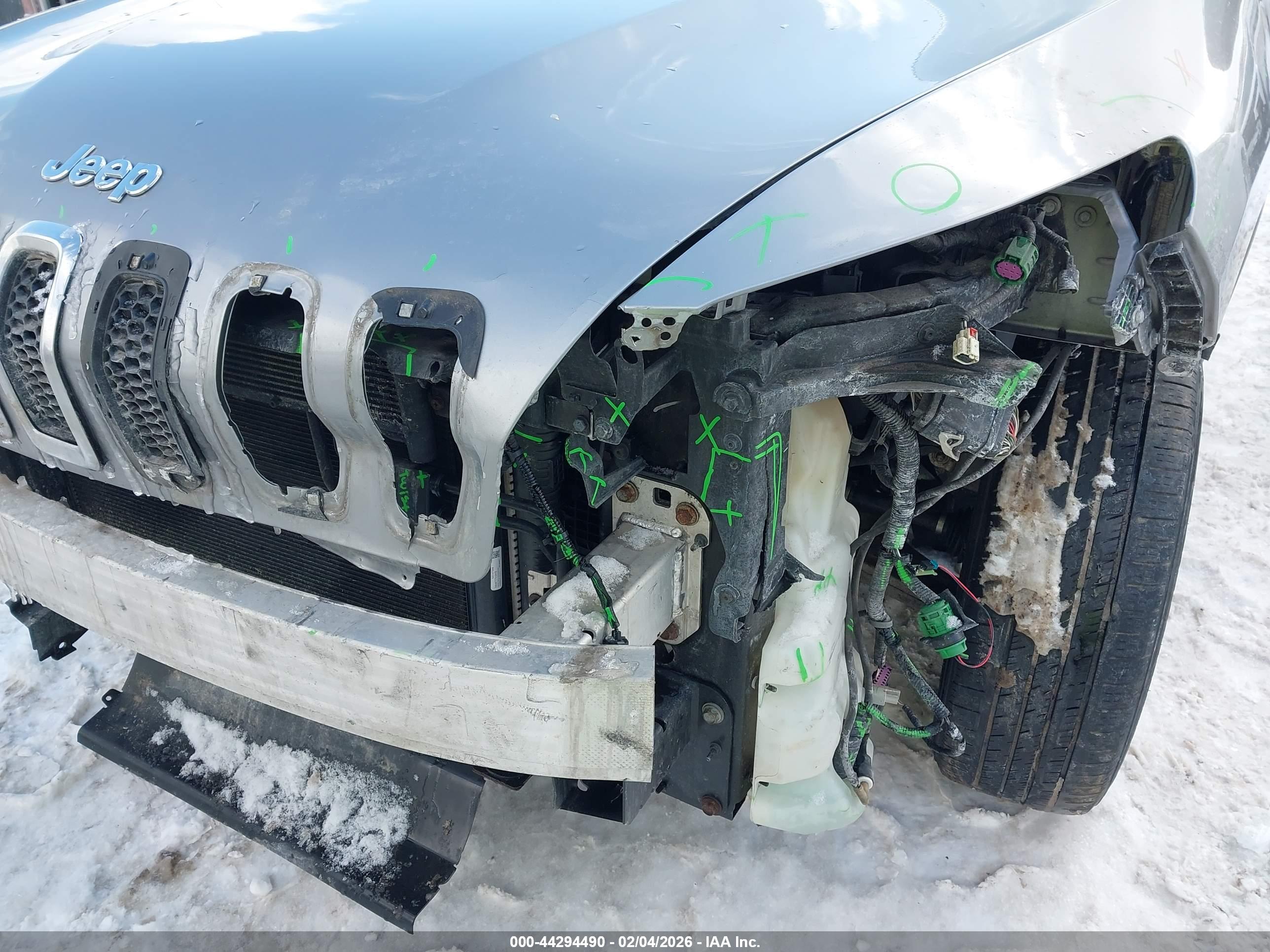 JEEP CHEROKEE image 6