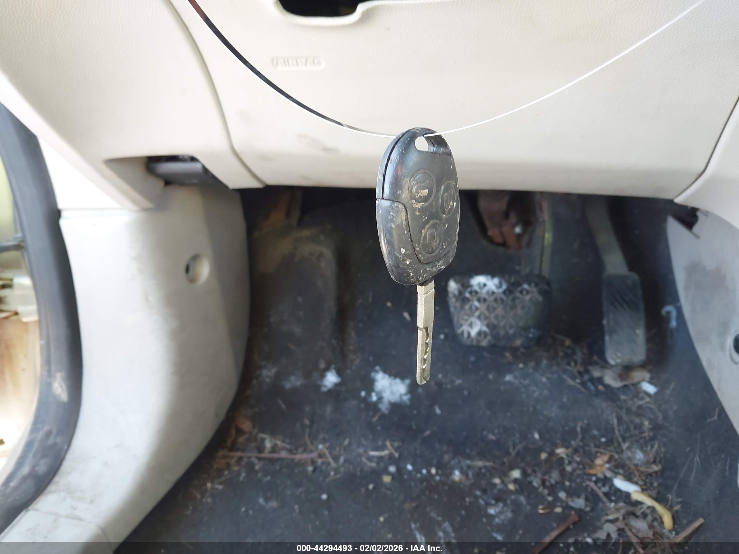 FORD FIESTA image 11