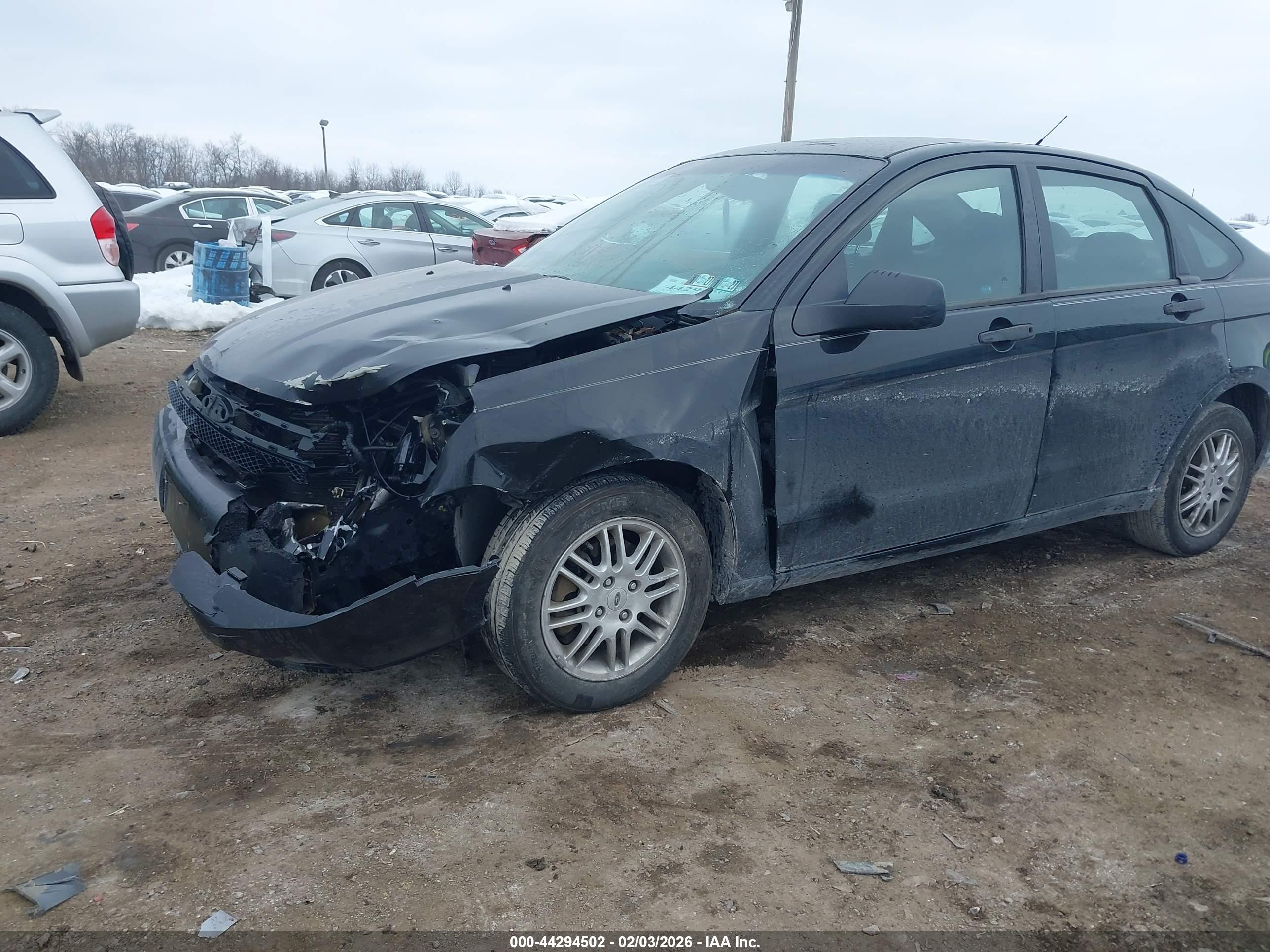 FORD FOCUS image 6