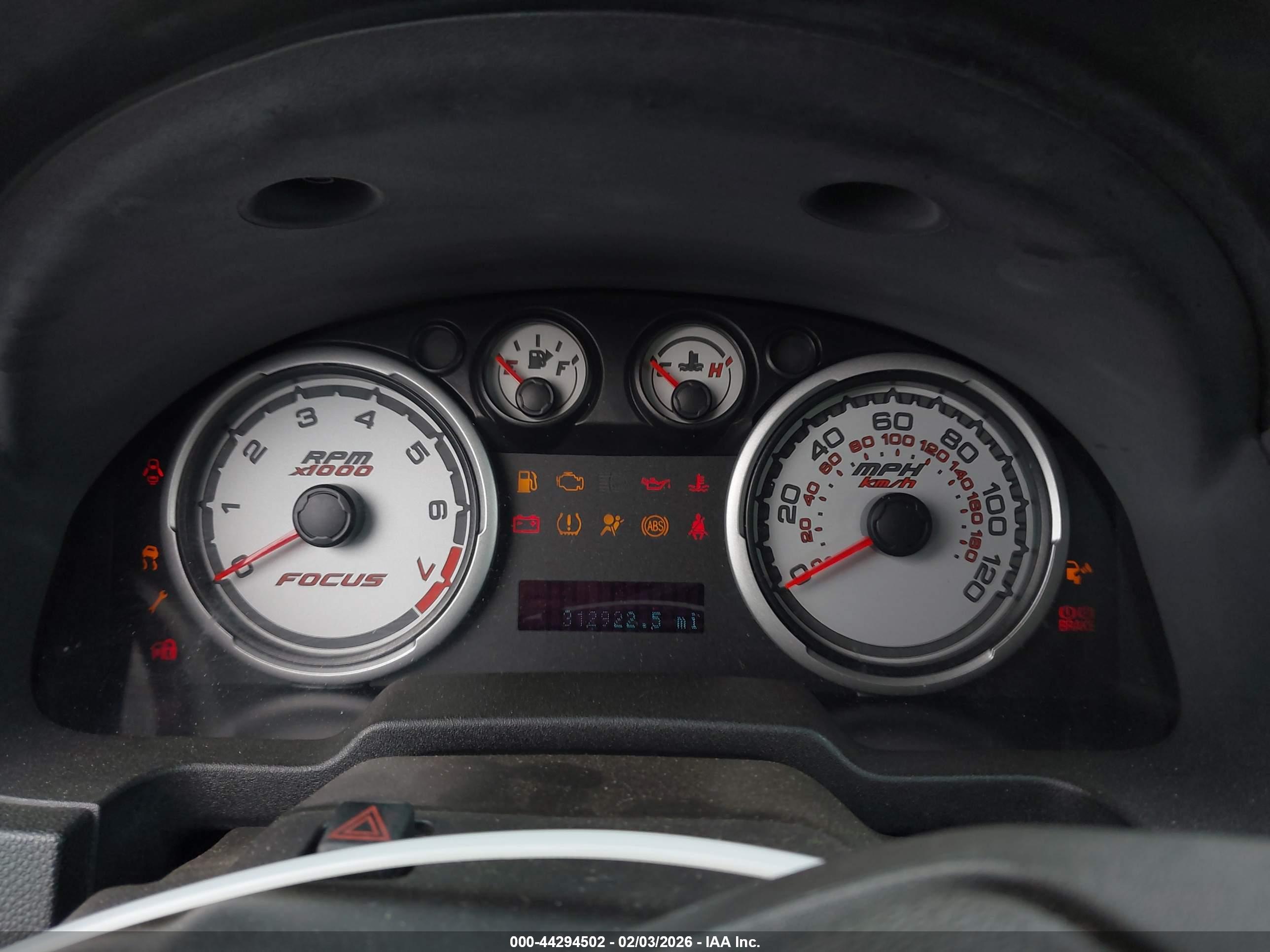 FORD FOCUS image 7