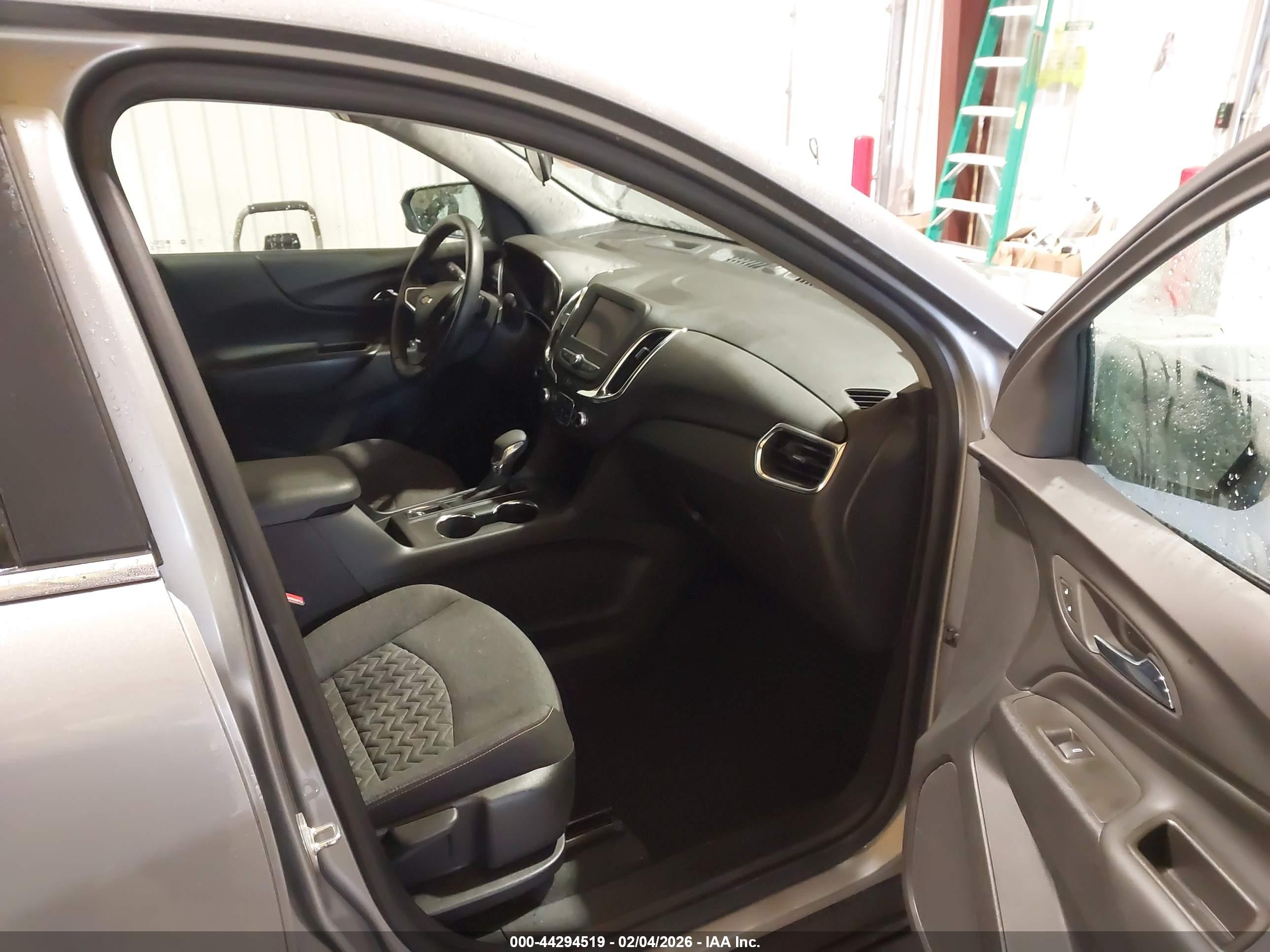 CHEVROLET EQUINOX image 5