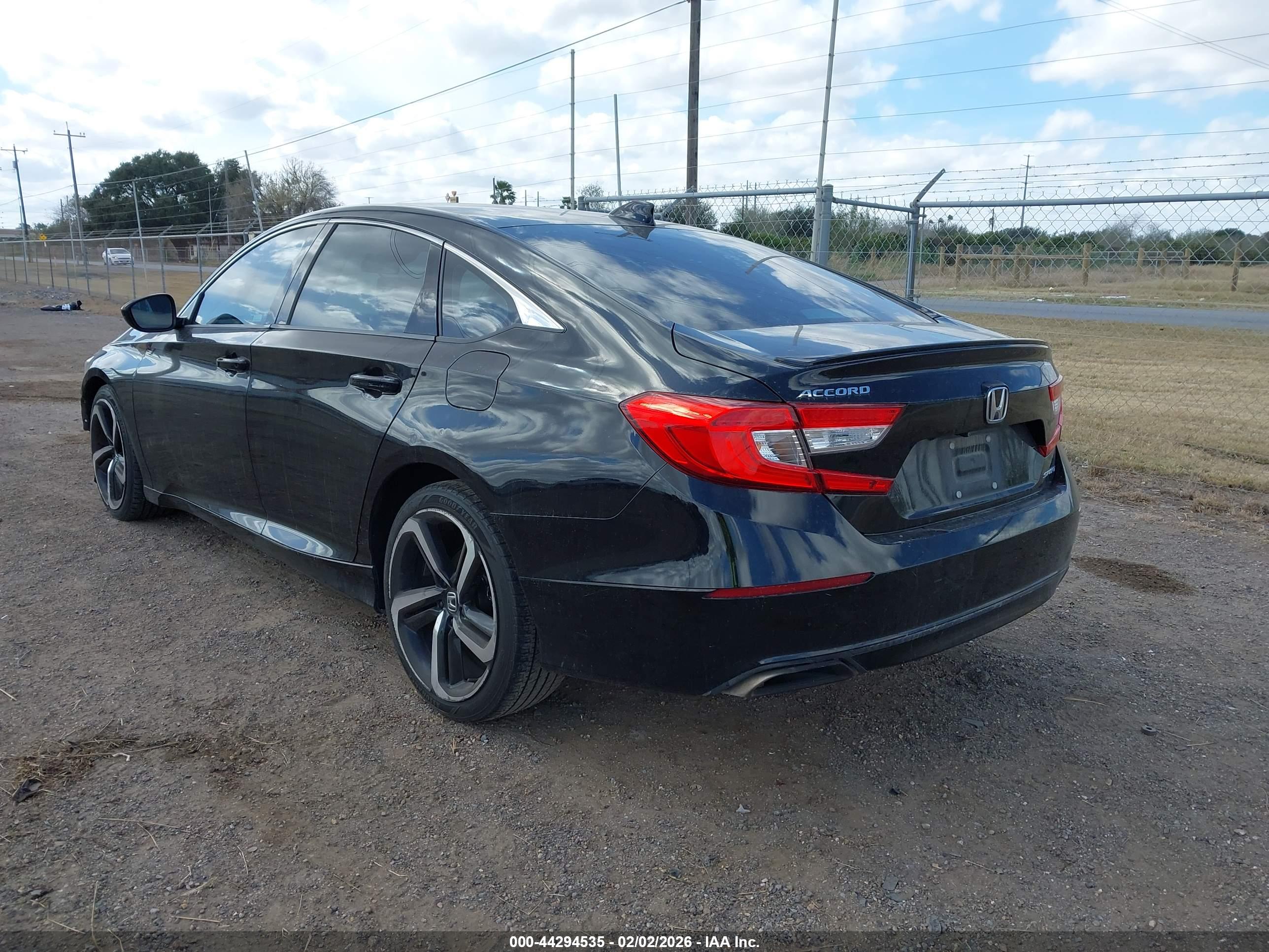 HONDA ACCORD image 3