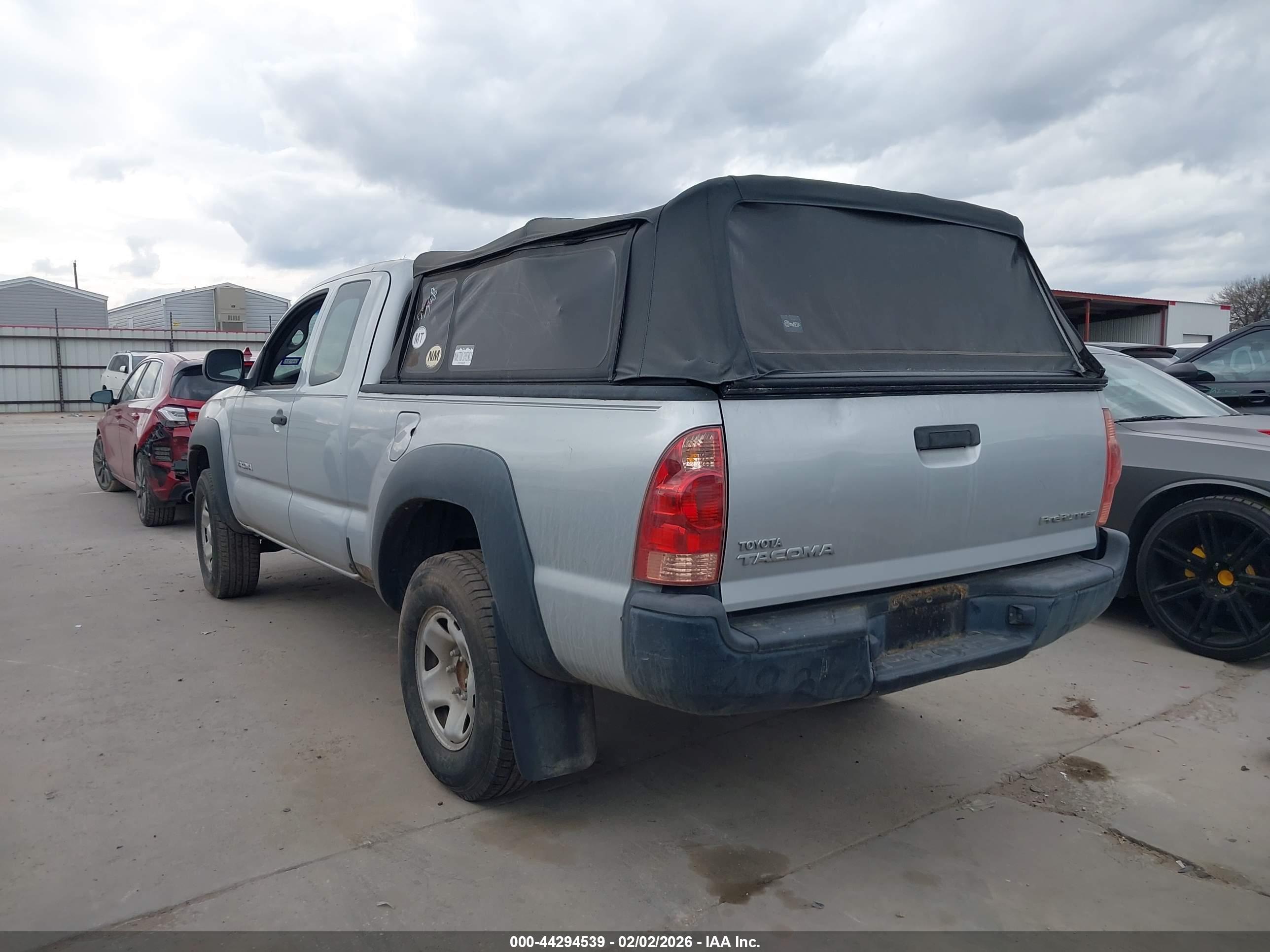 TOYOTA TACOMA image 3
