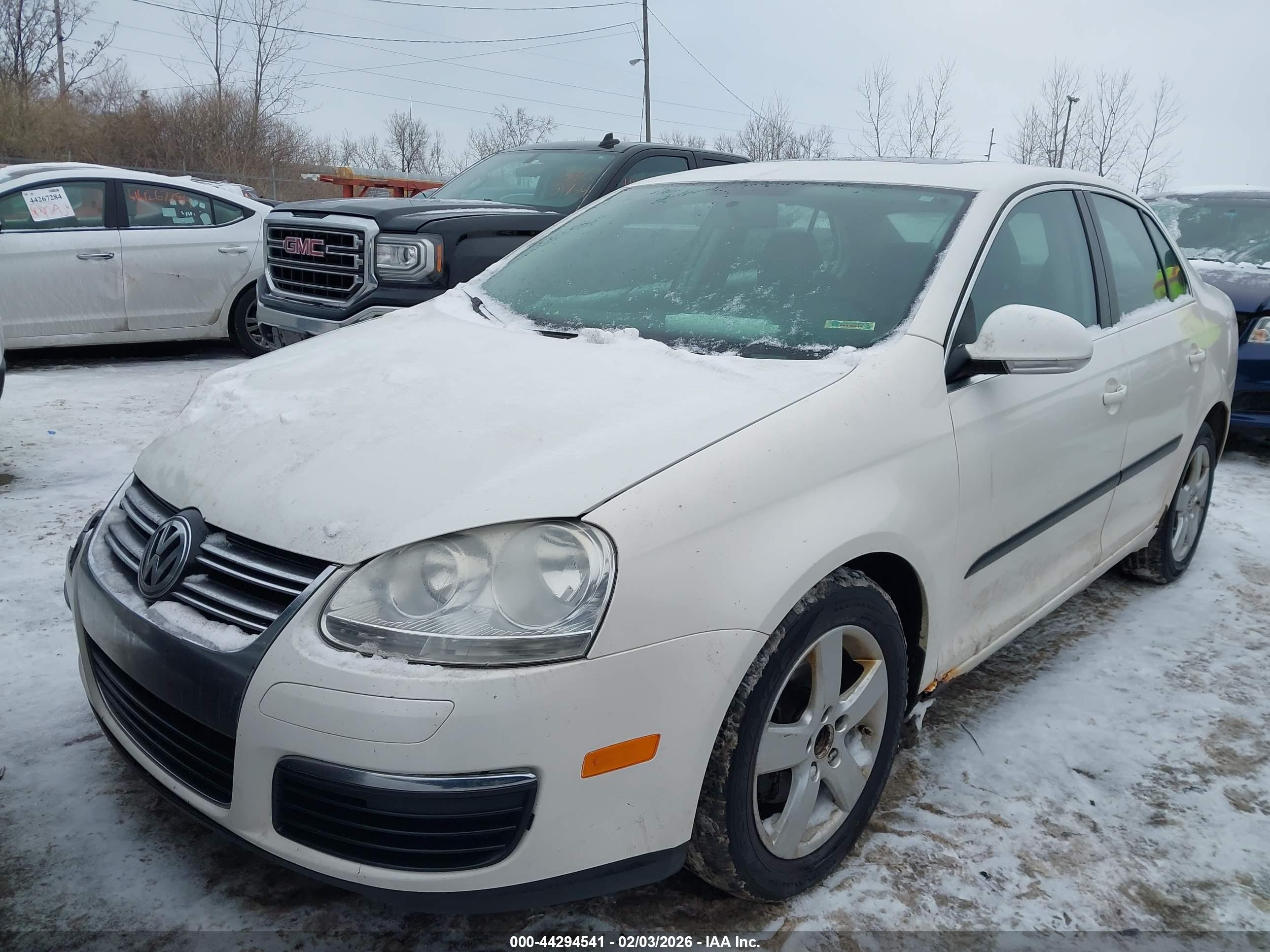 VOLKSWAGEN JETTA image 2