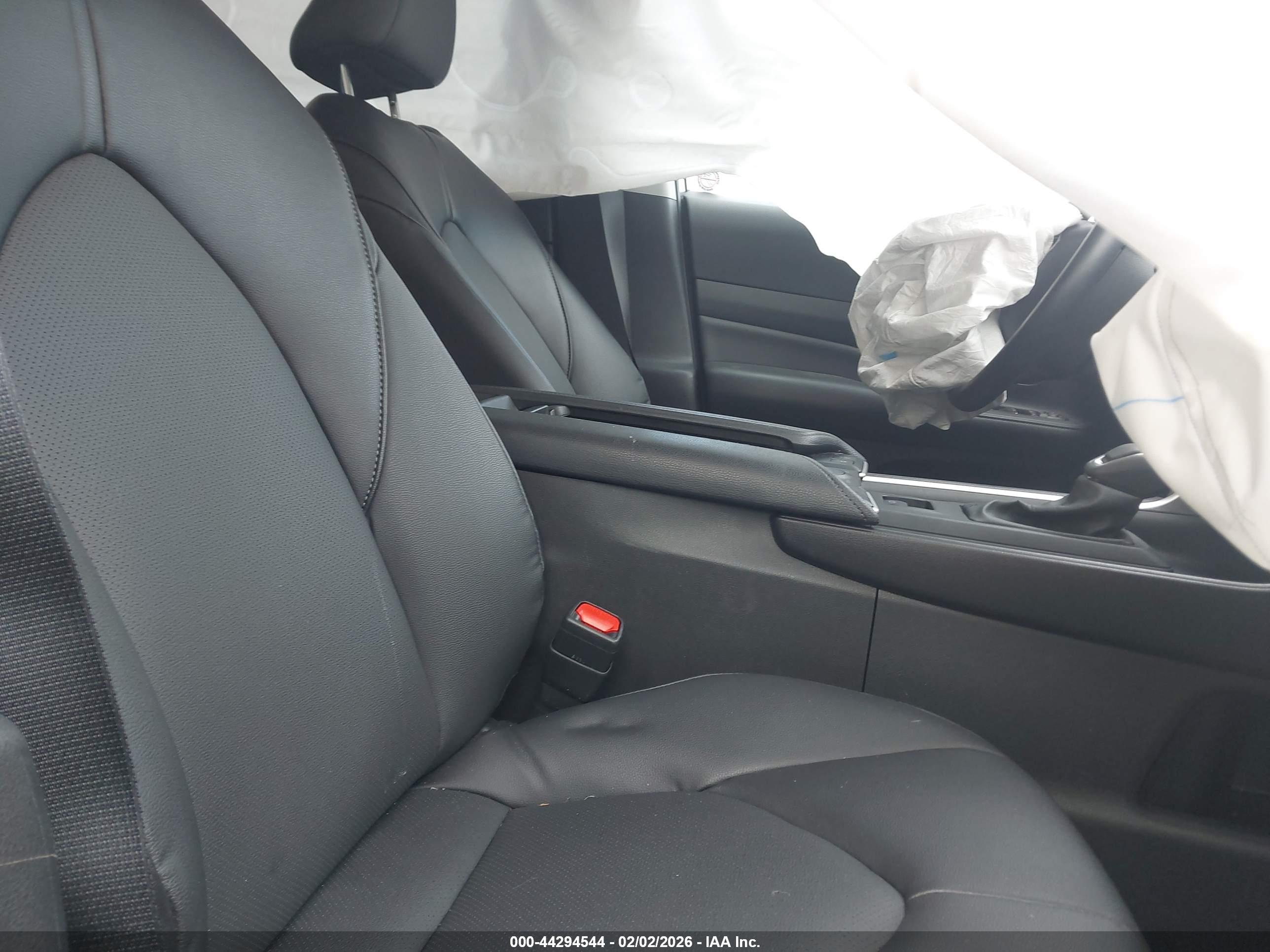 TOYOTA GRAND image 5