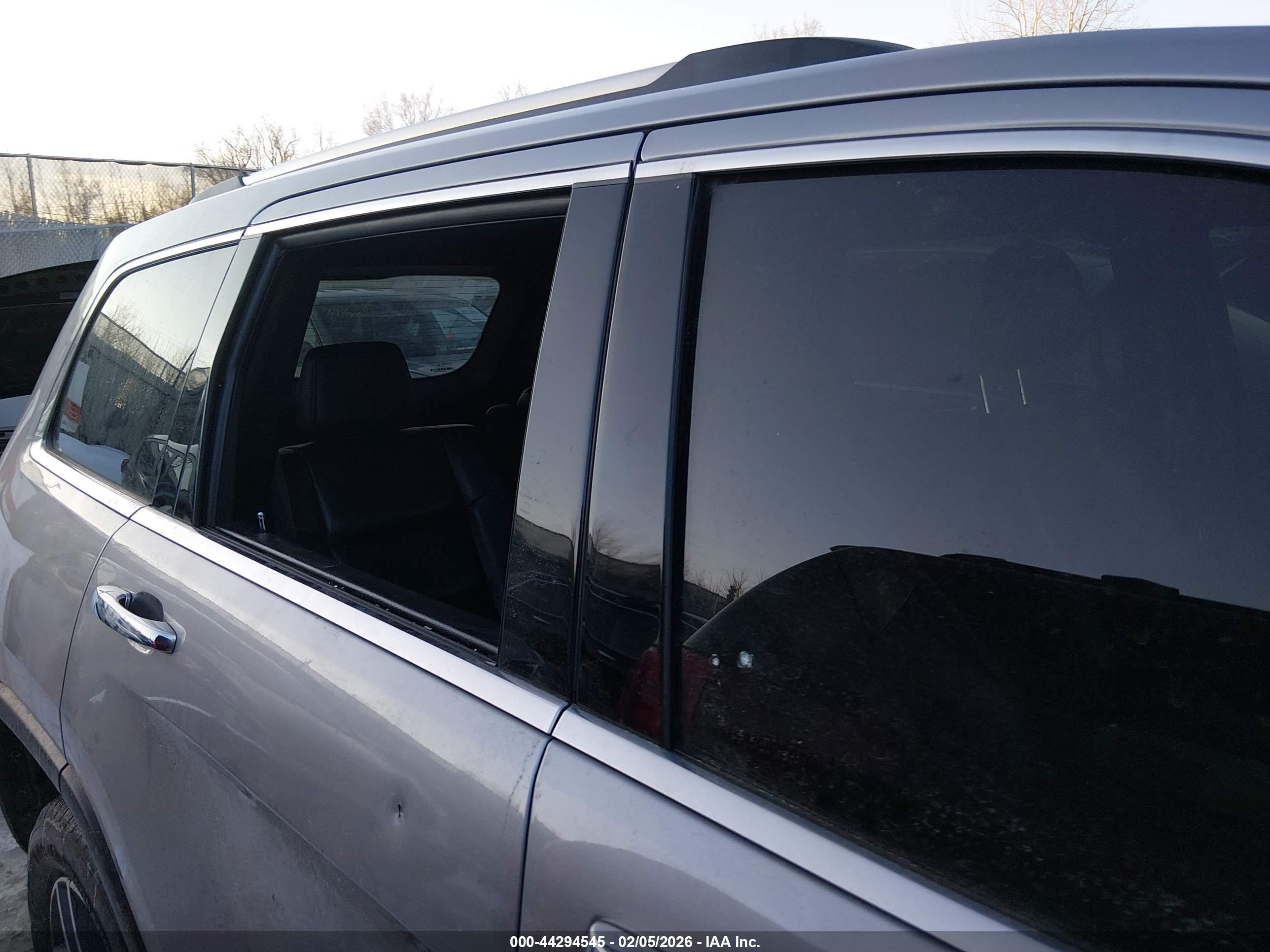 JEEP GRAND image 6