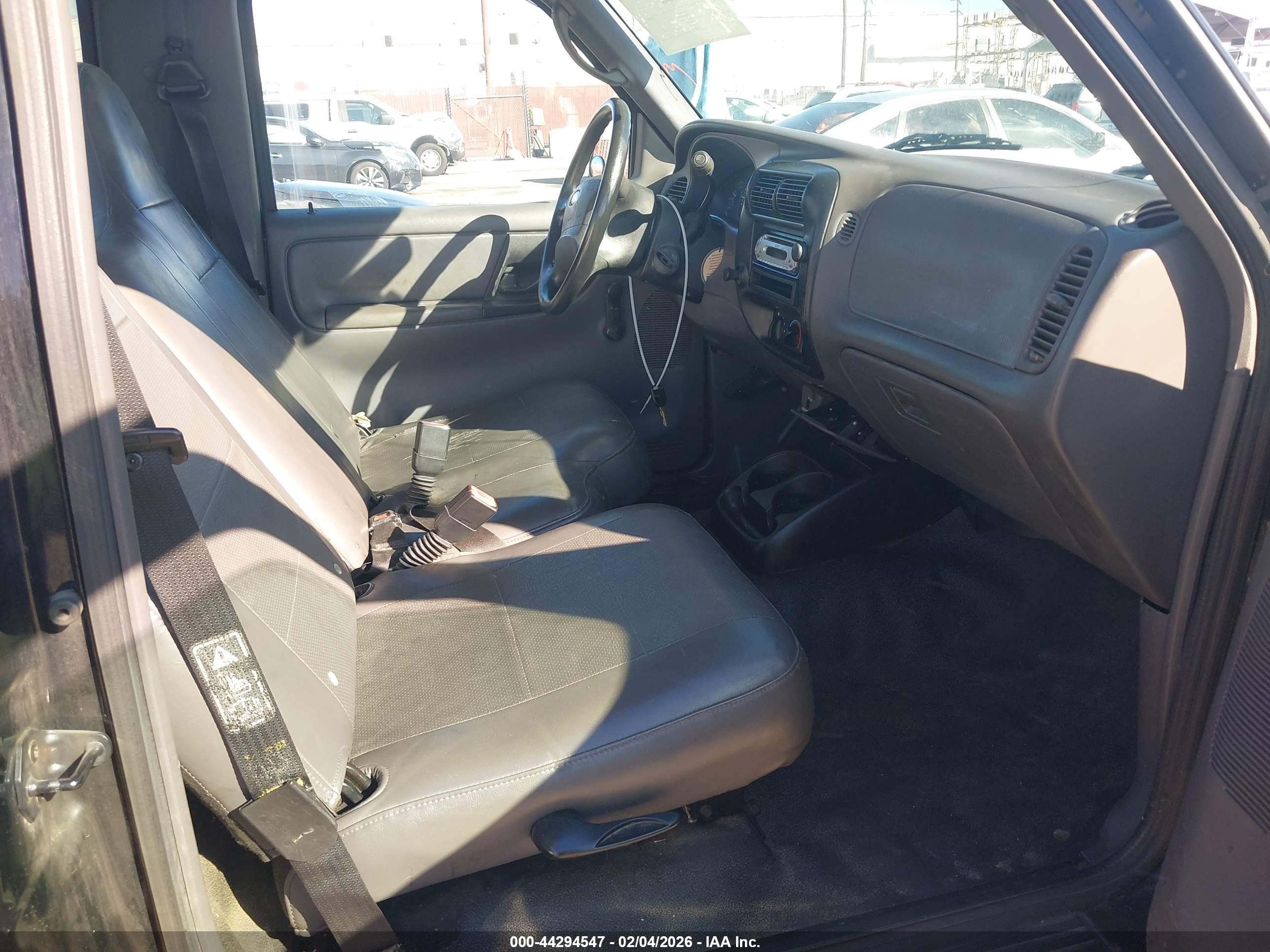 FORD RANGER image 5
