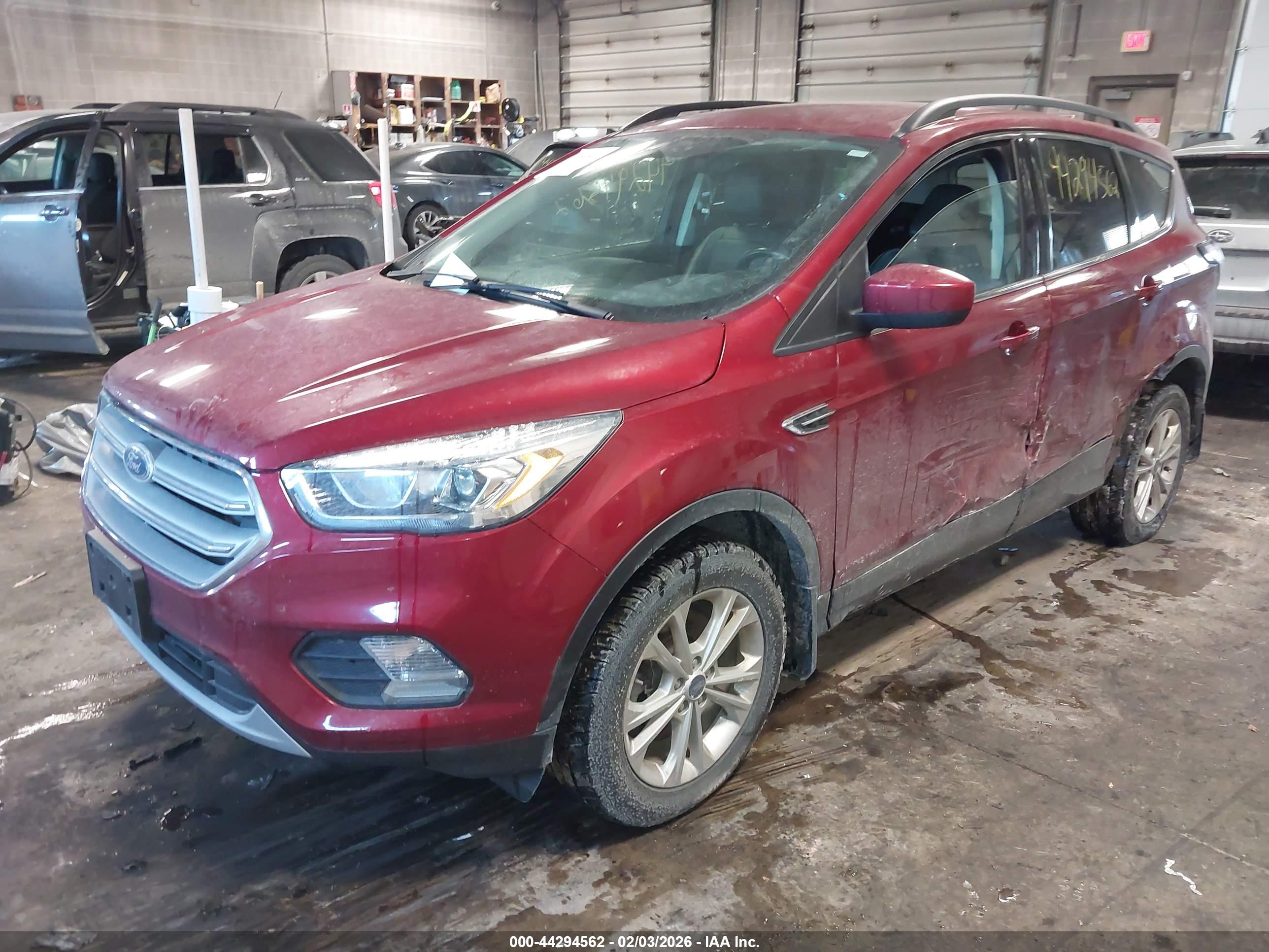 FORD ESCAPE image 2