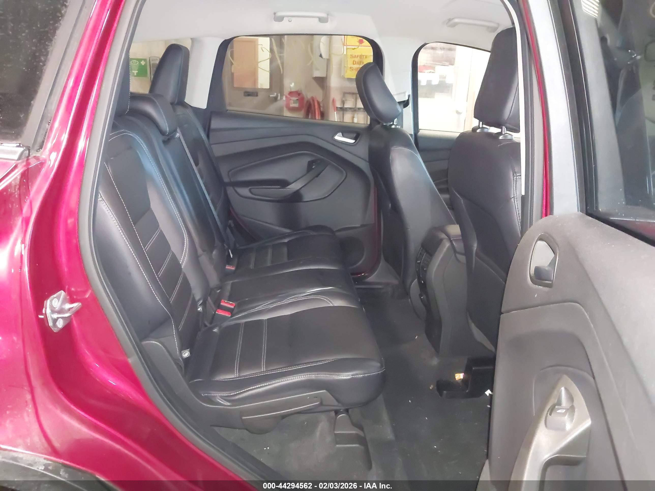 FORD ESCAPE image 8