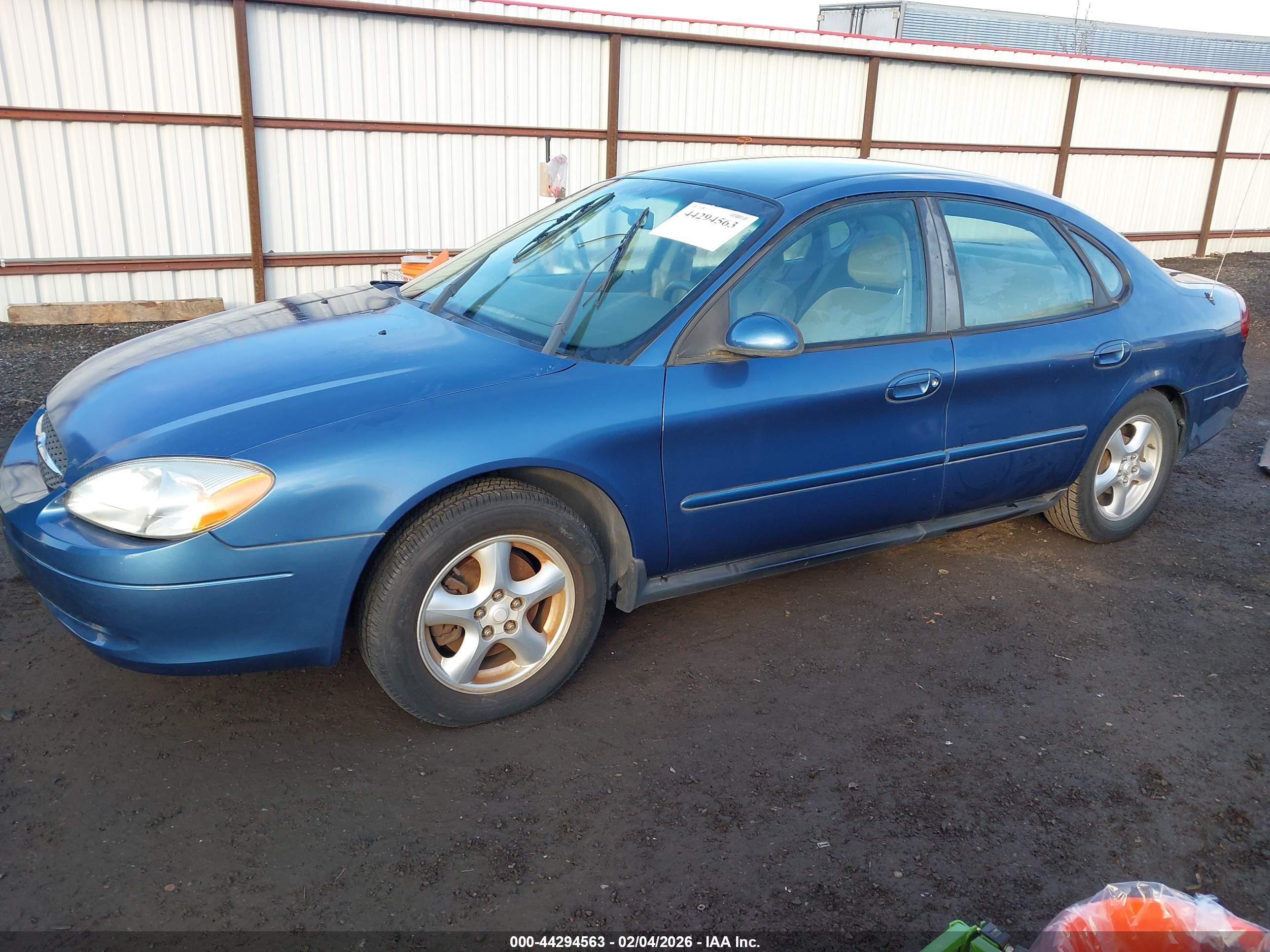 FORD TAURUS image 2