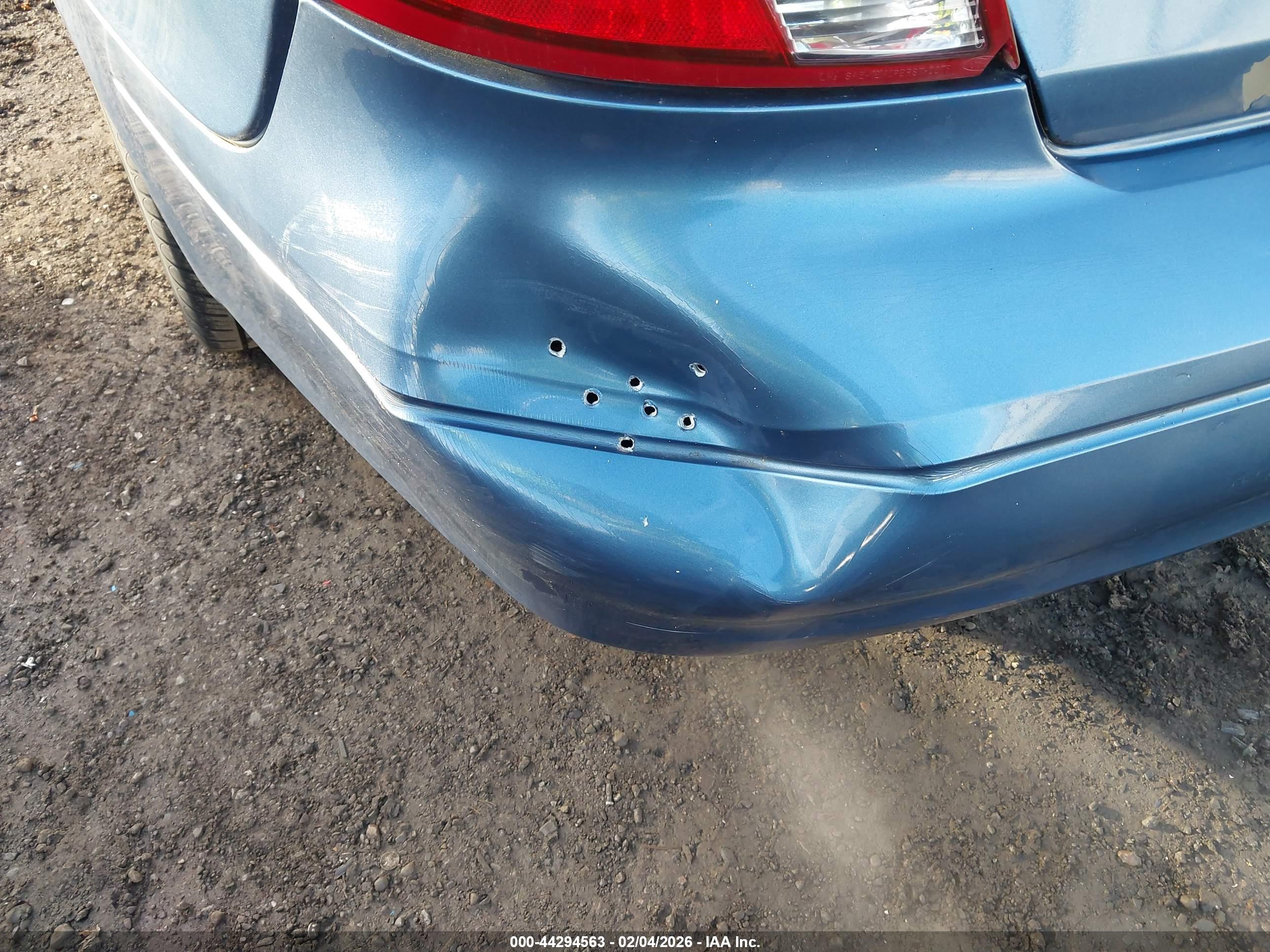 FORD TAURUS image 6