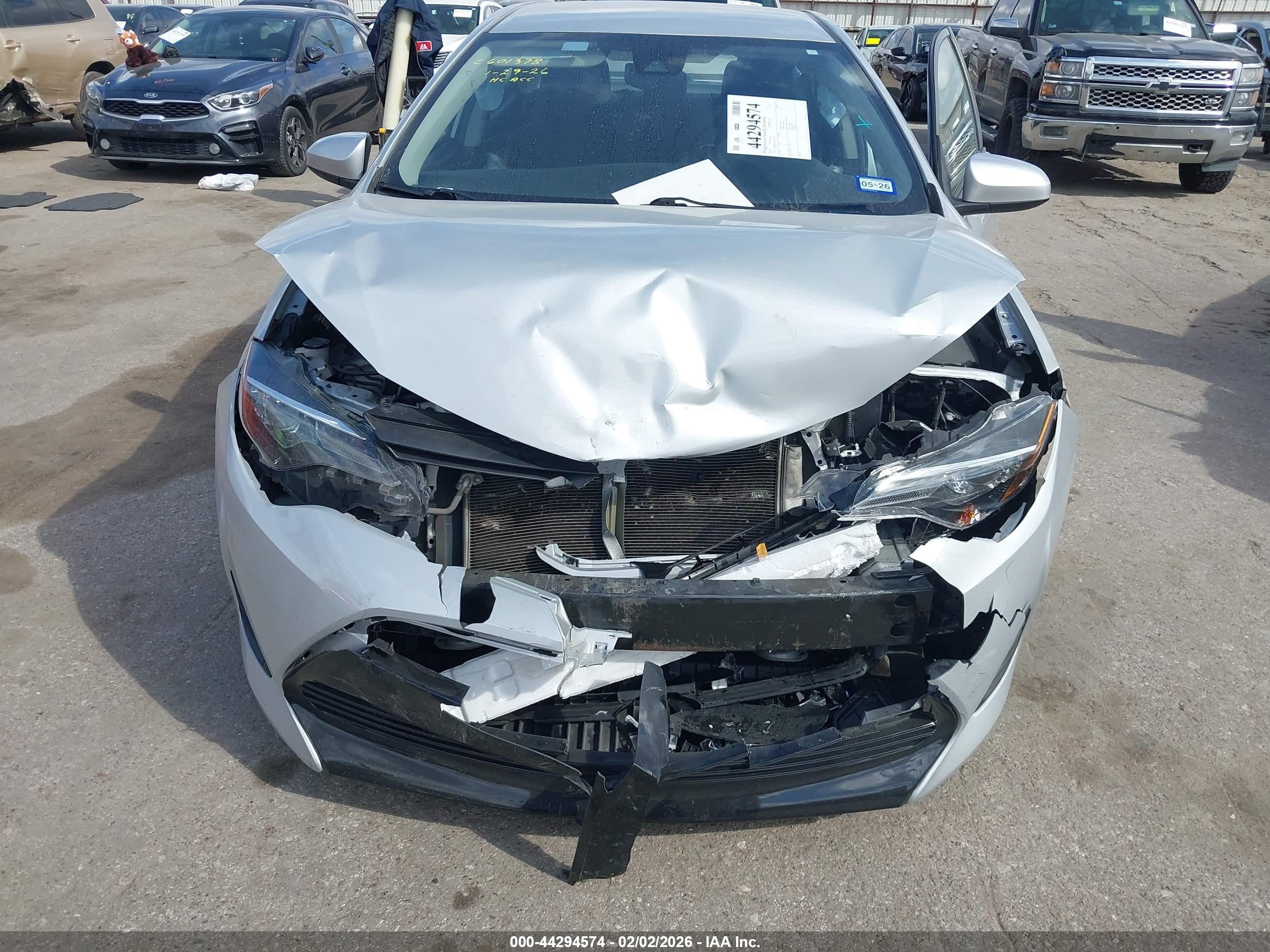 TOYOTA COROLLA image 6