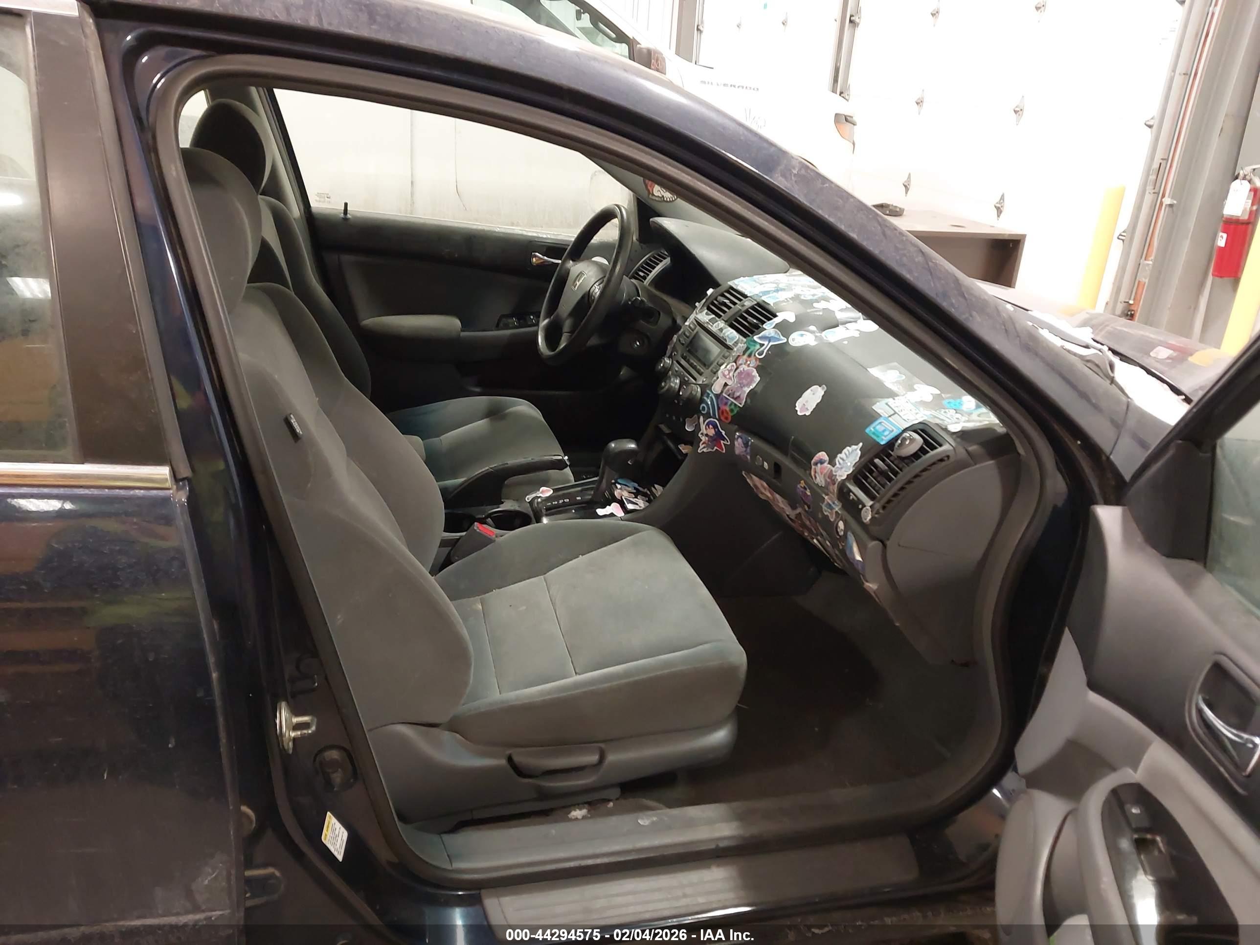 HONDA ACCORD image 5