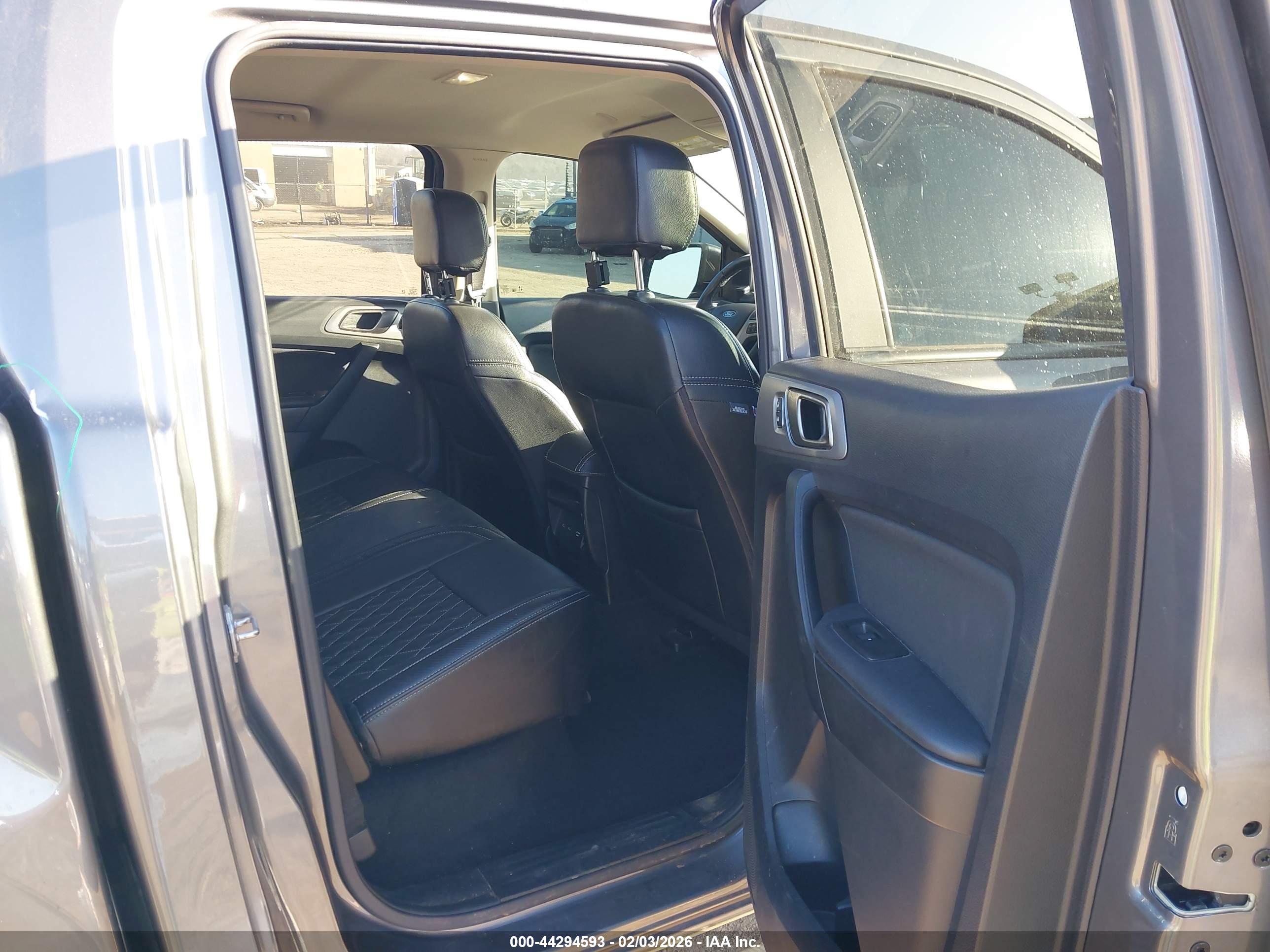 FORD RANGER image 8