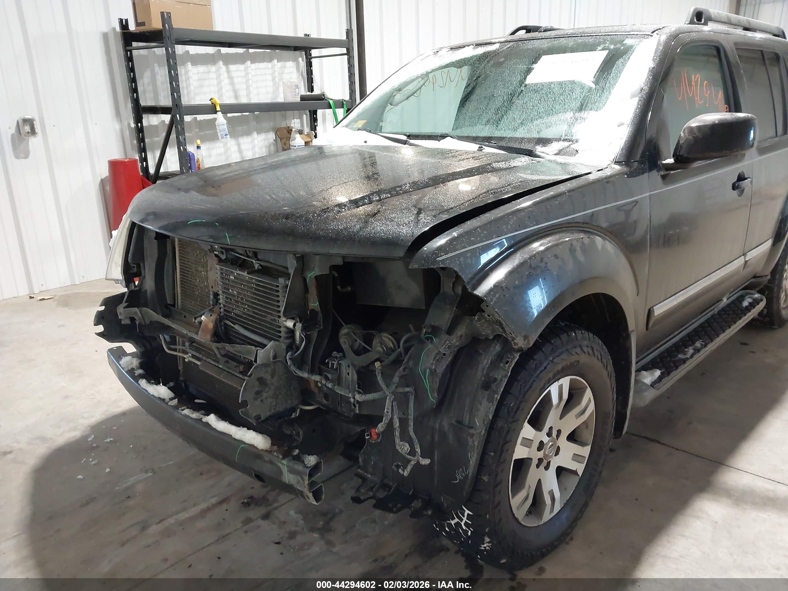NISSAN PATHFINDER image 6