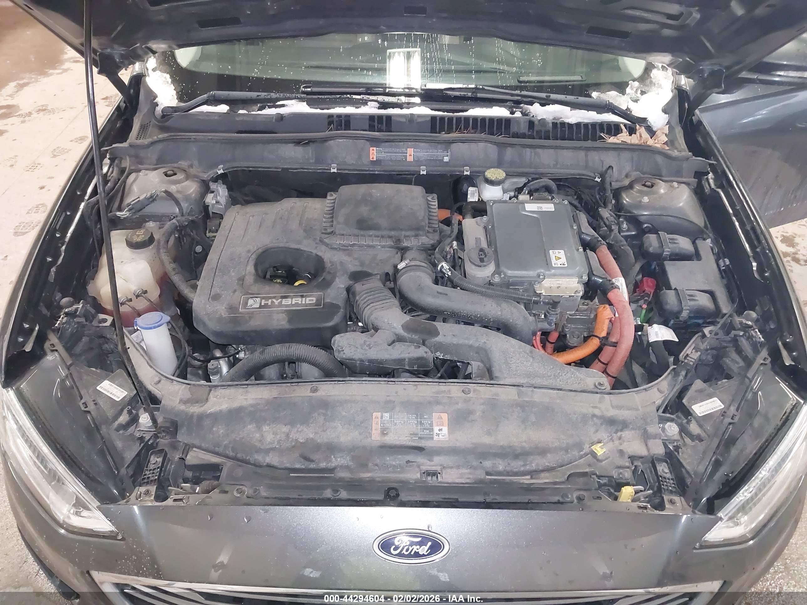 FORD FUSION image 10