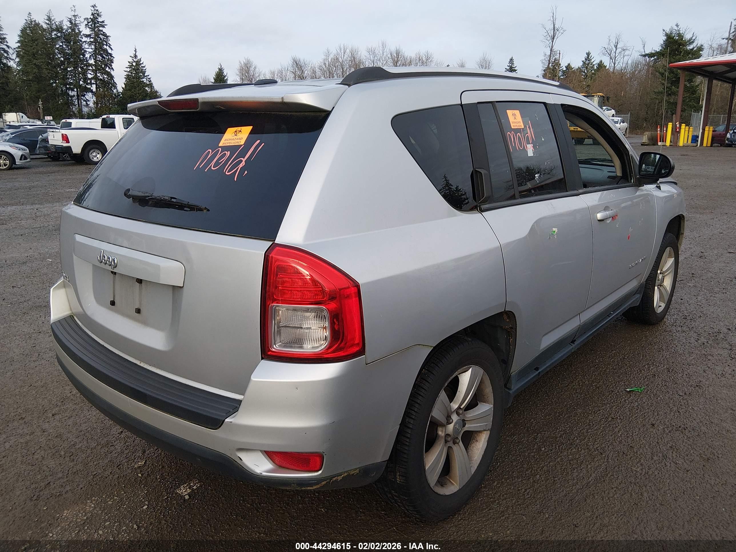 JEEP COMPASS image 4