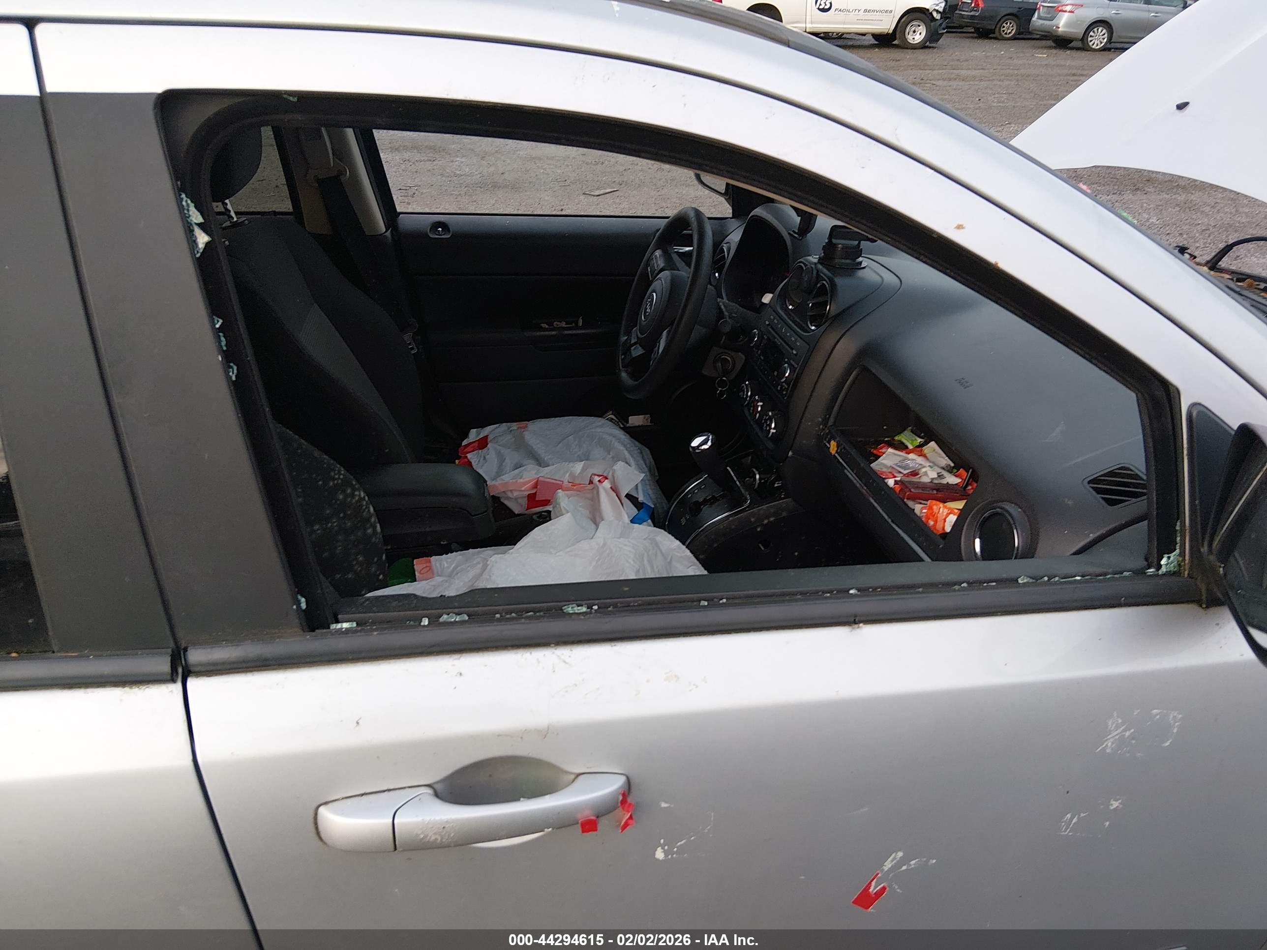 JEEP COMPASS image 6