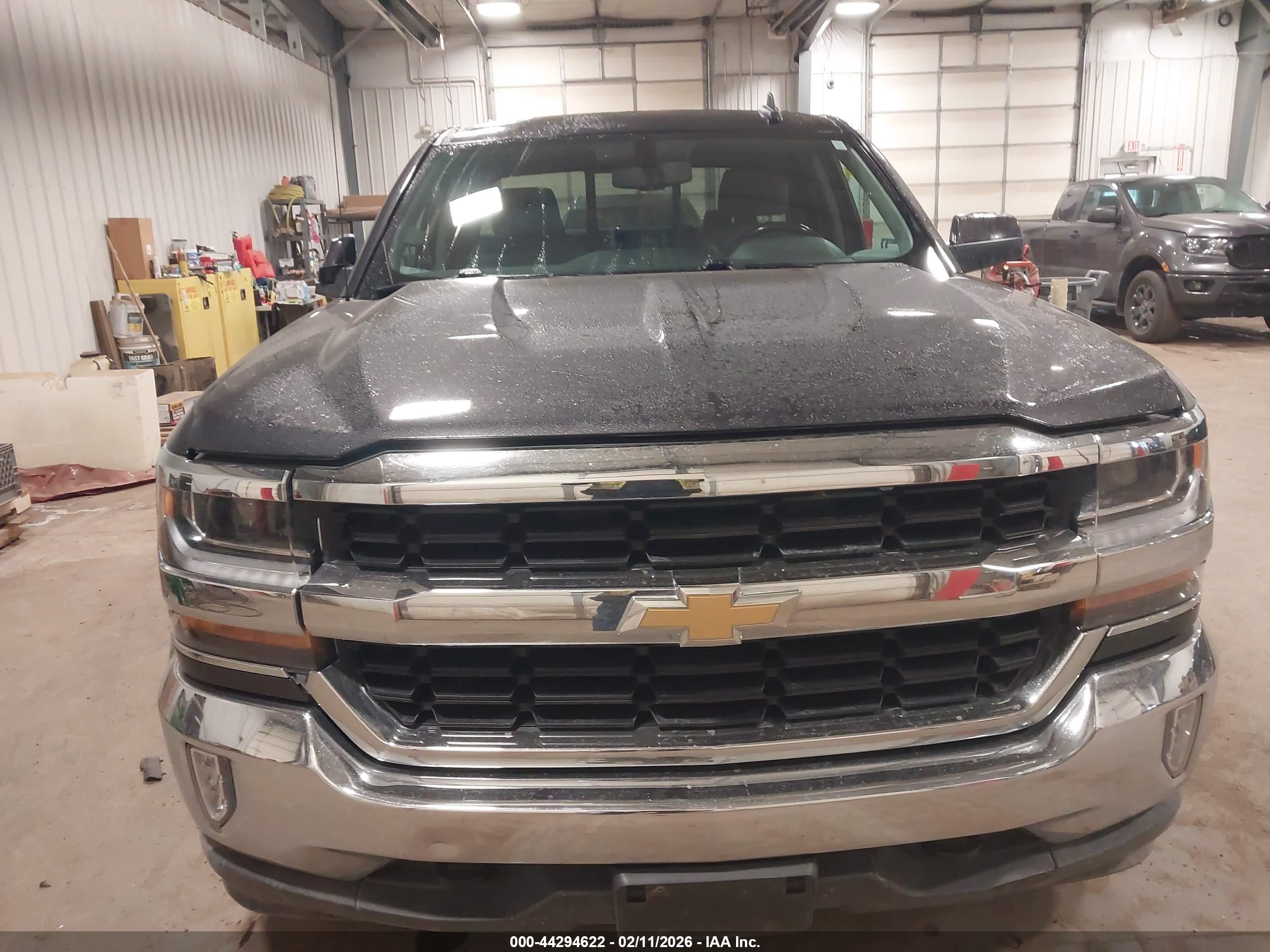 CHEVROLET SILVERADO image 6