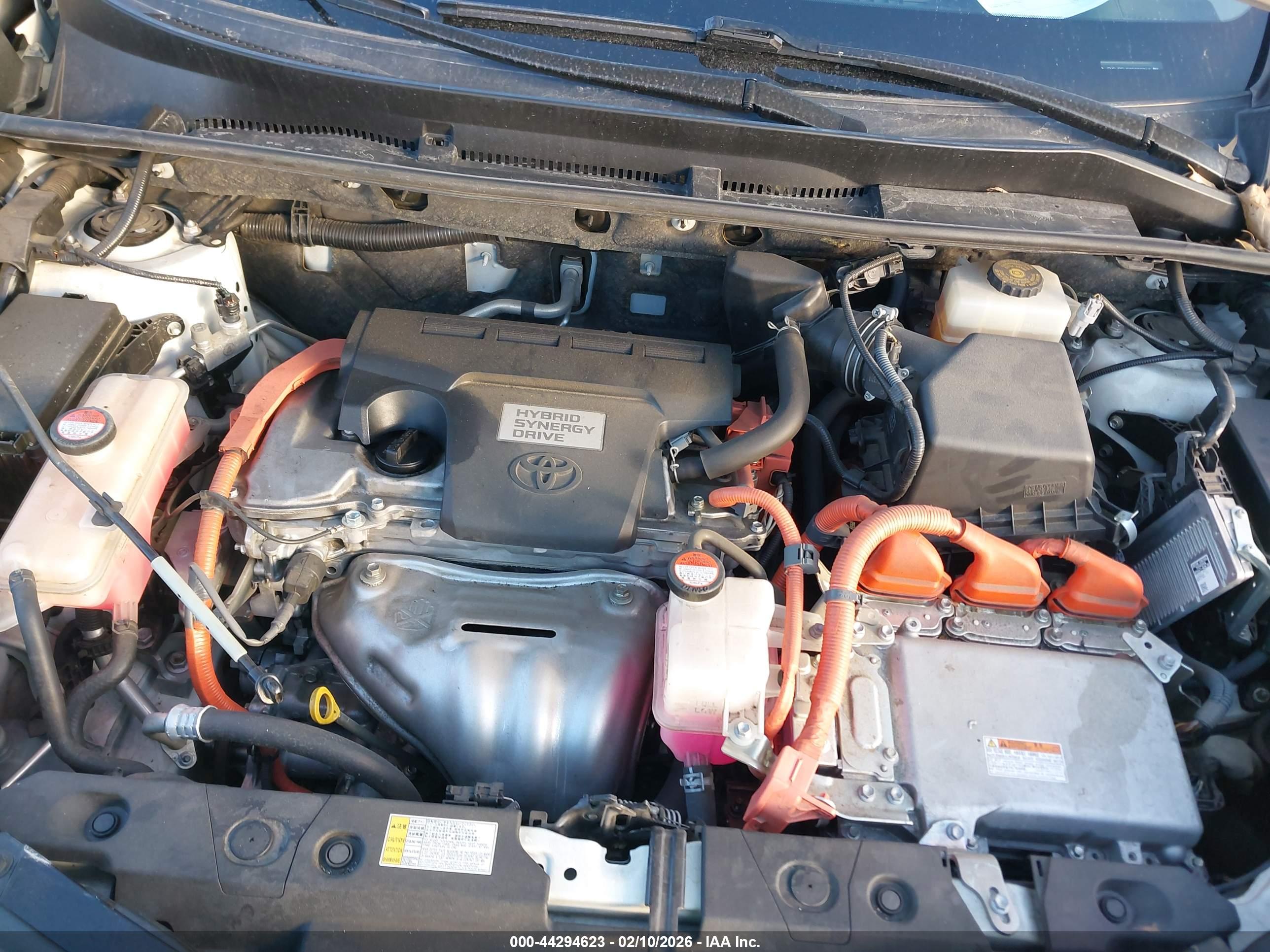 TOYOTA RAV4 image 10