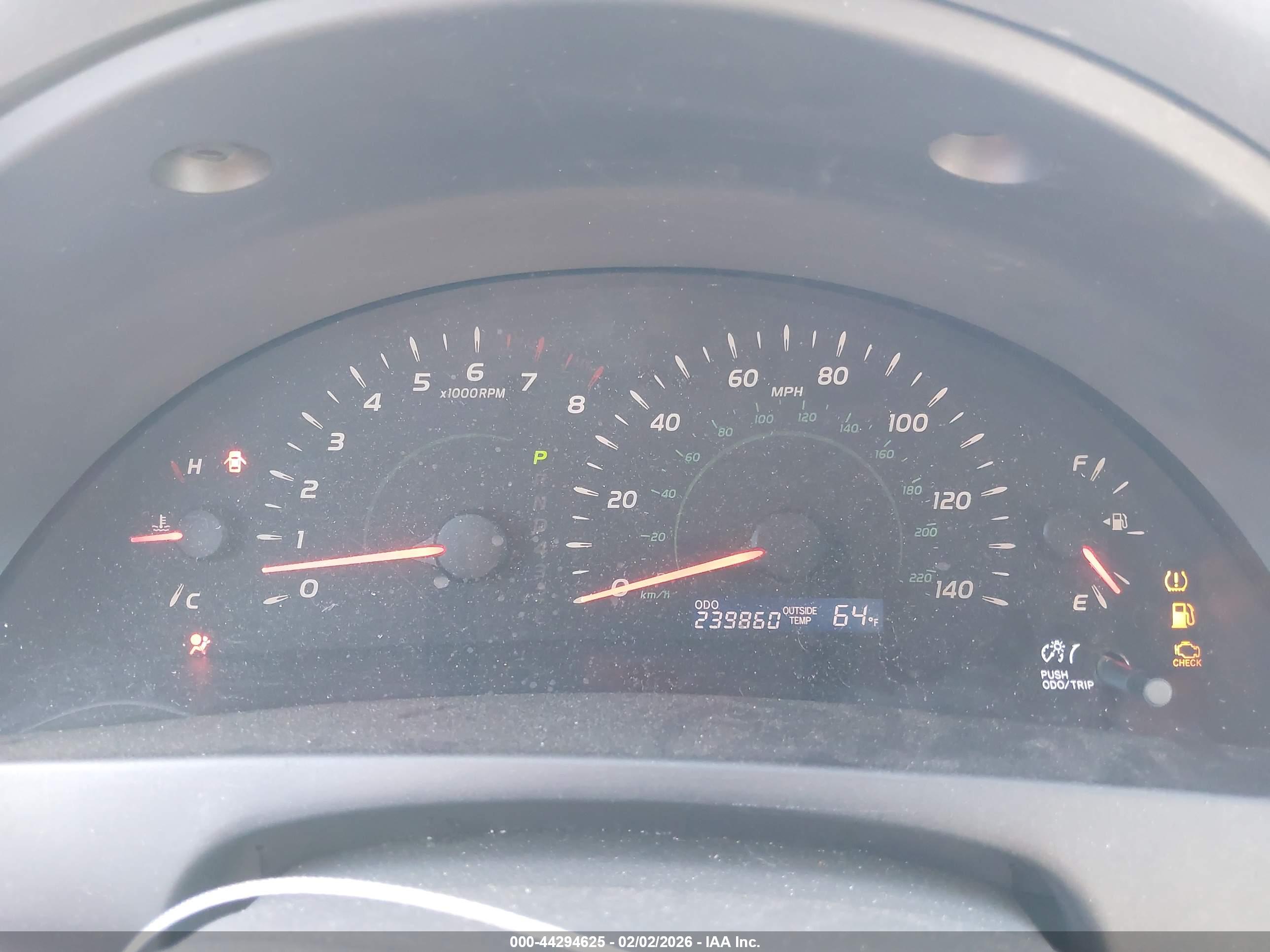 TOYOTA CAMRY image 7