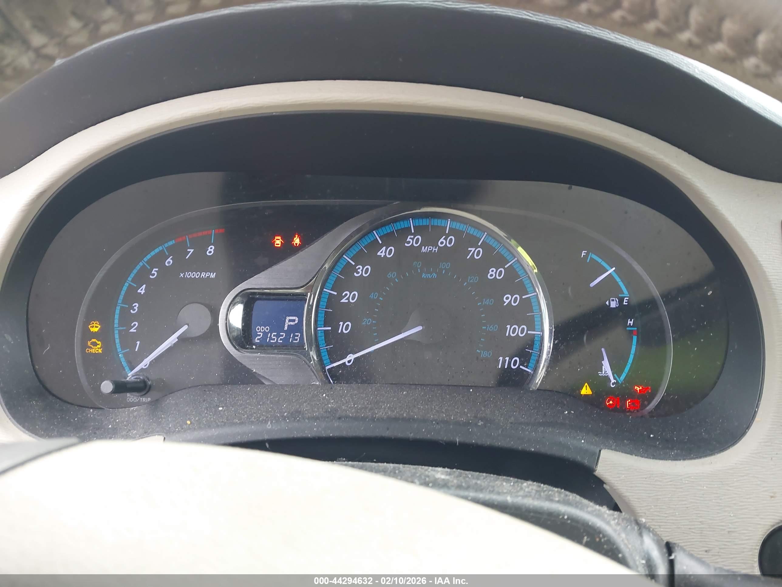 TOYOTA SIENNA image 7