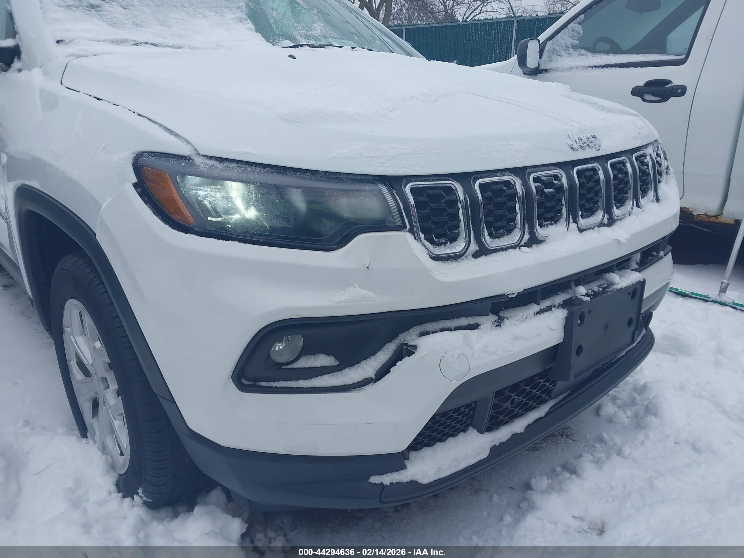 JEEP COMPASS image 6