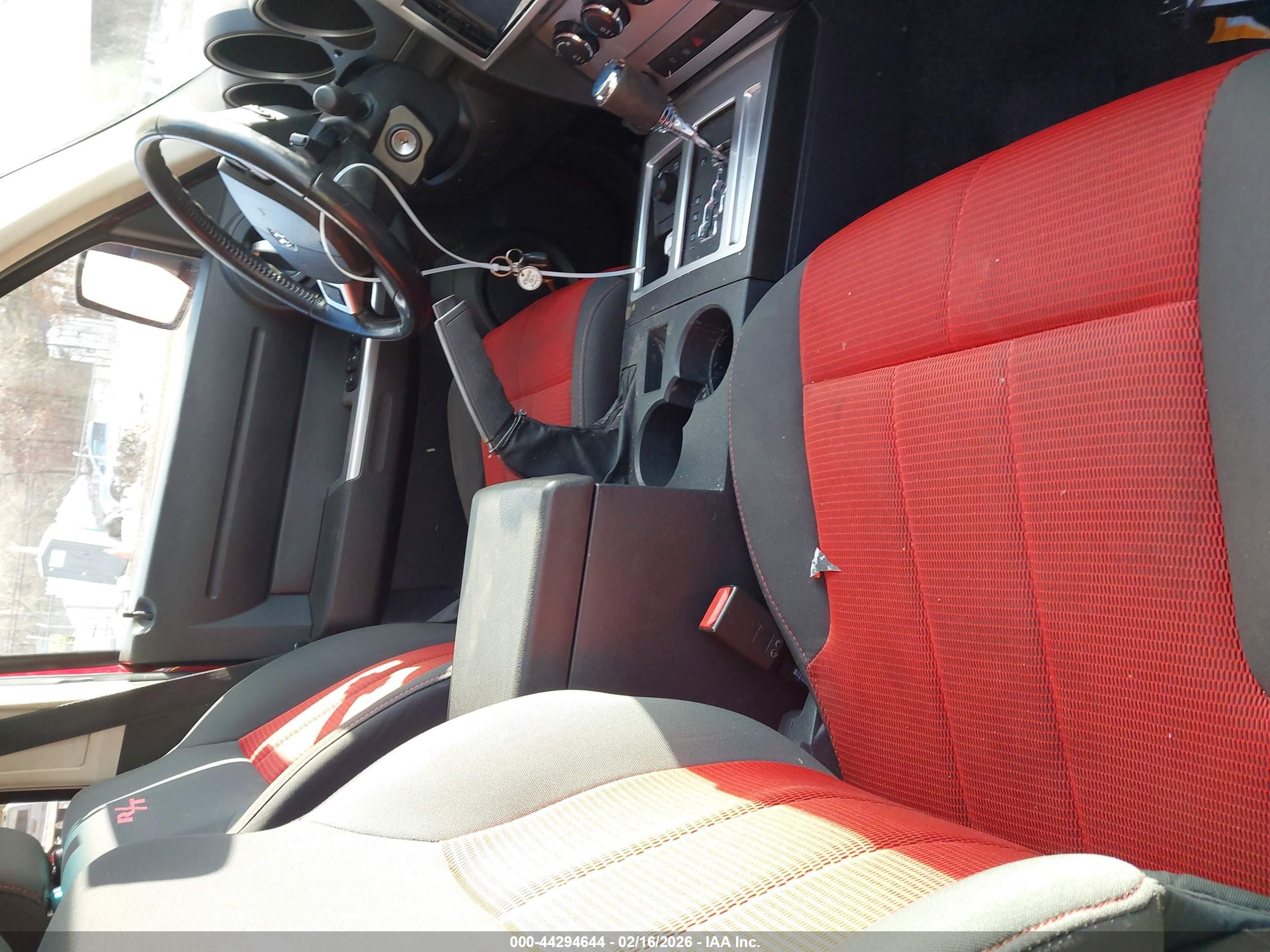 DODGE NITRO image 5