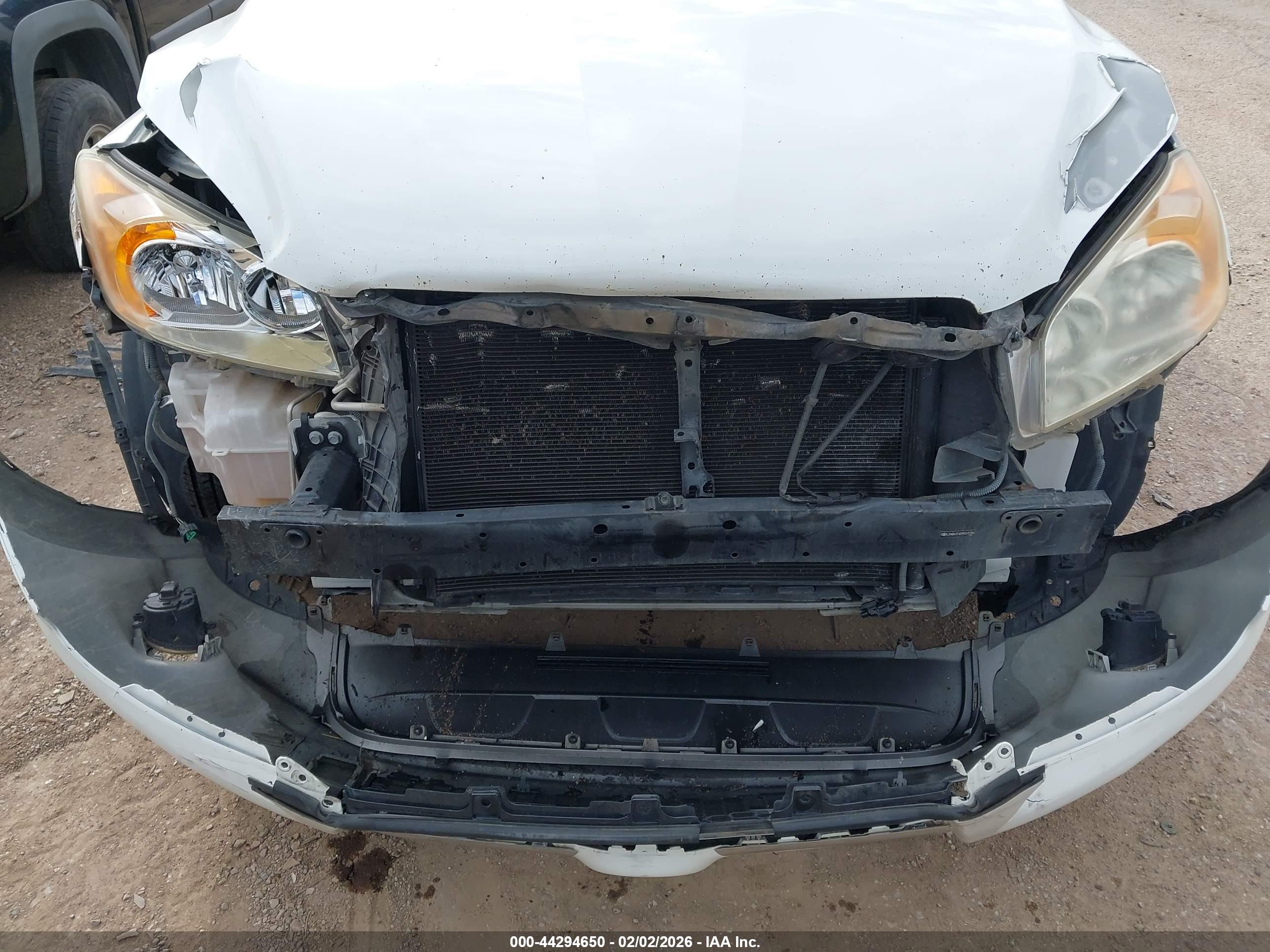 TOYOTA RAV4 image 6