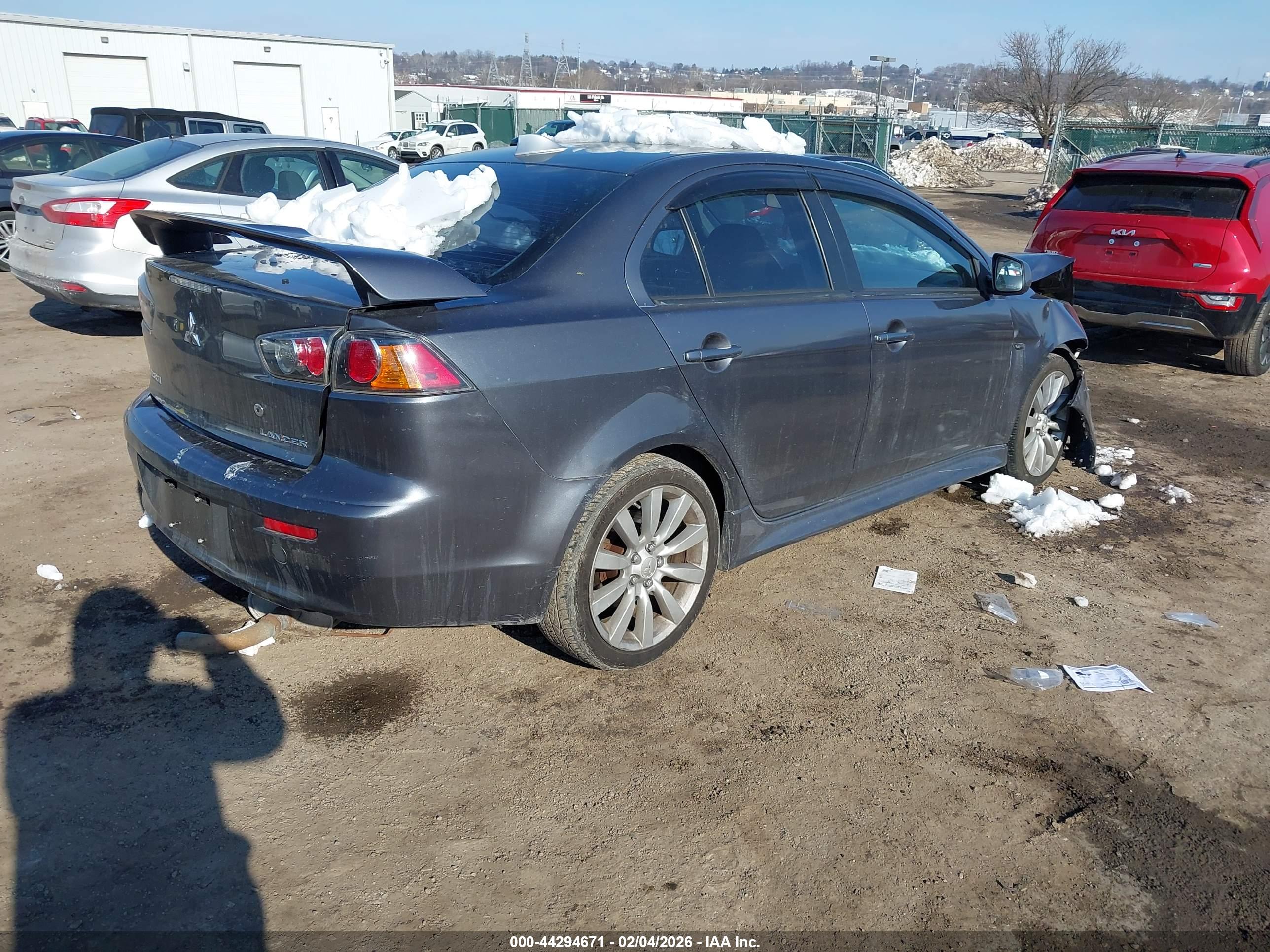 MITSUBISHI LANCER image 4