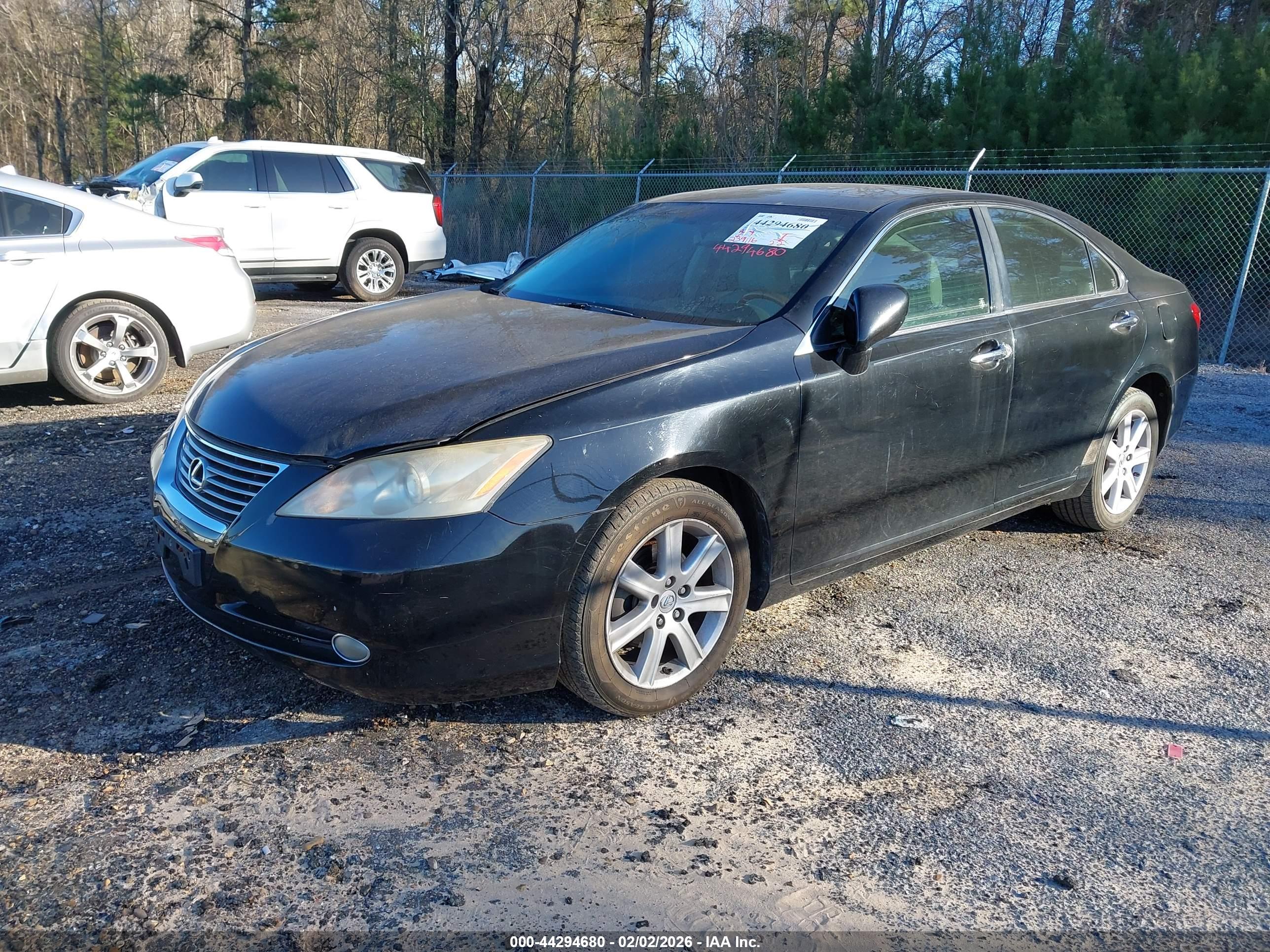 LEXUS ES image 2