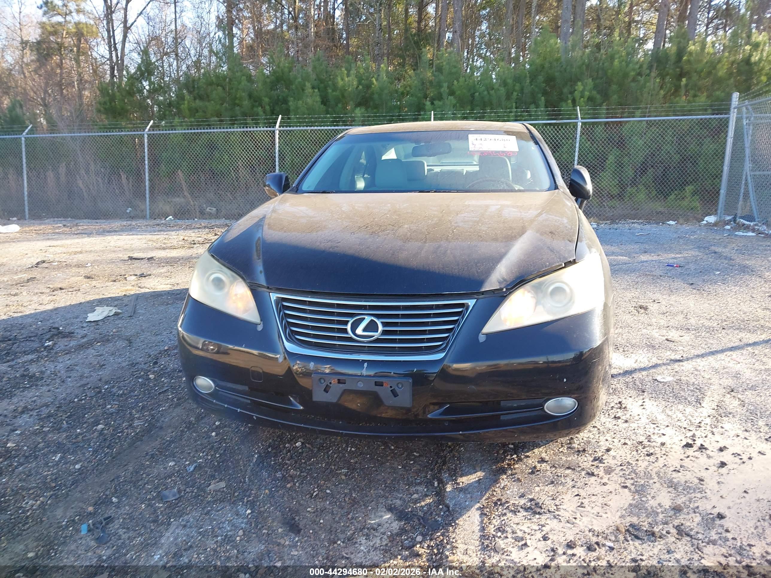 LEXUS ES image 6