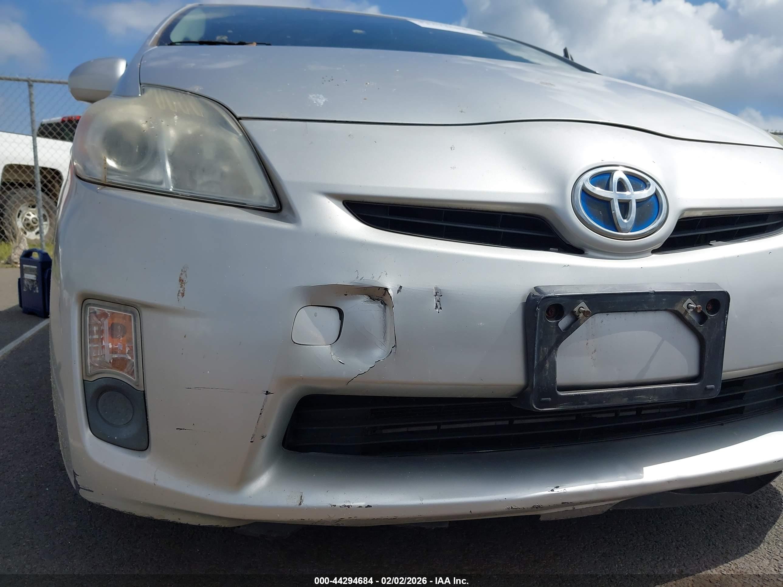 TOYOTA PRIUS image 6