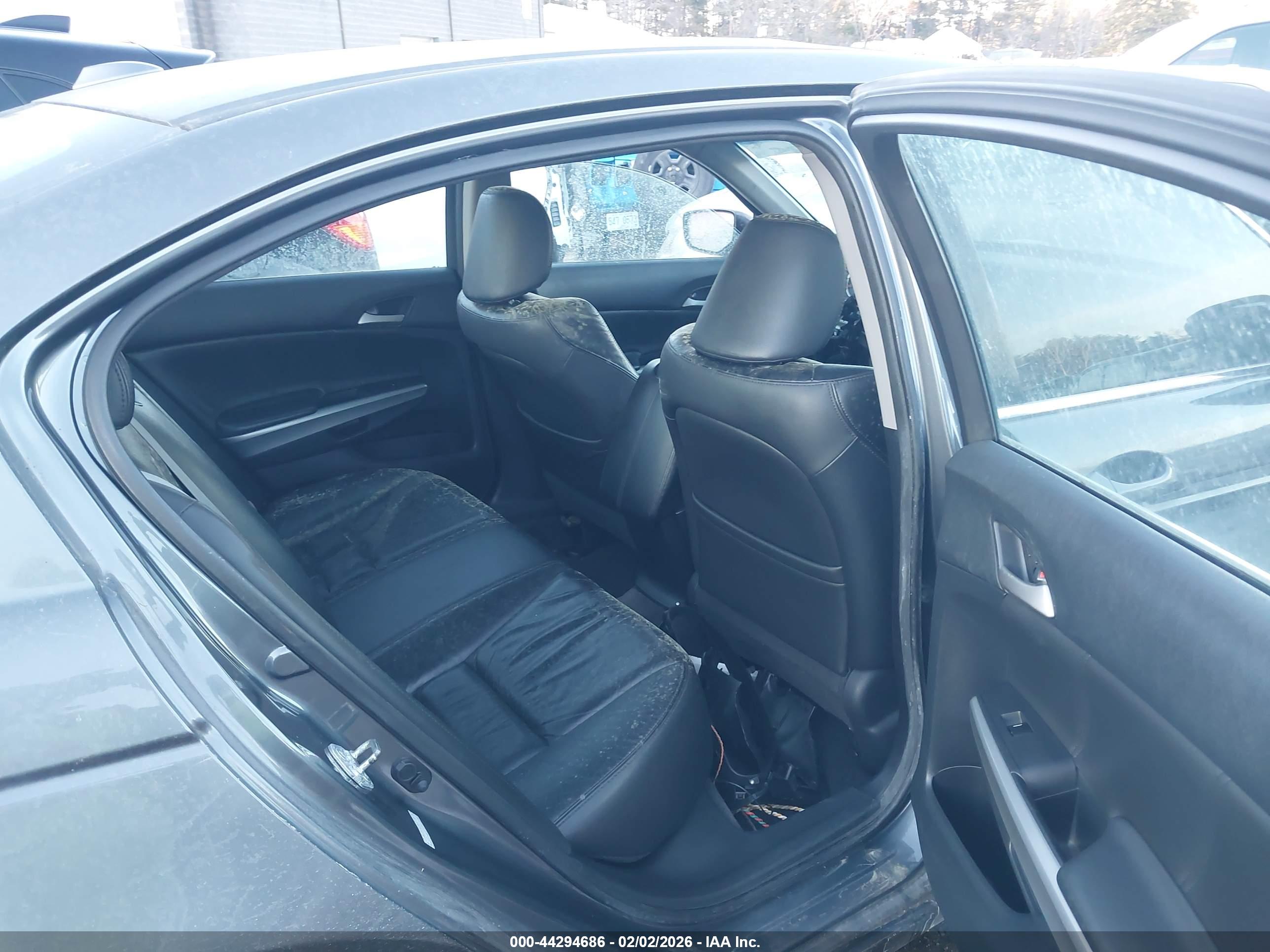 HONDA ACCORD image 8