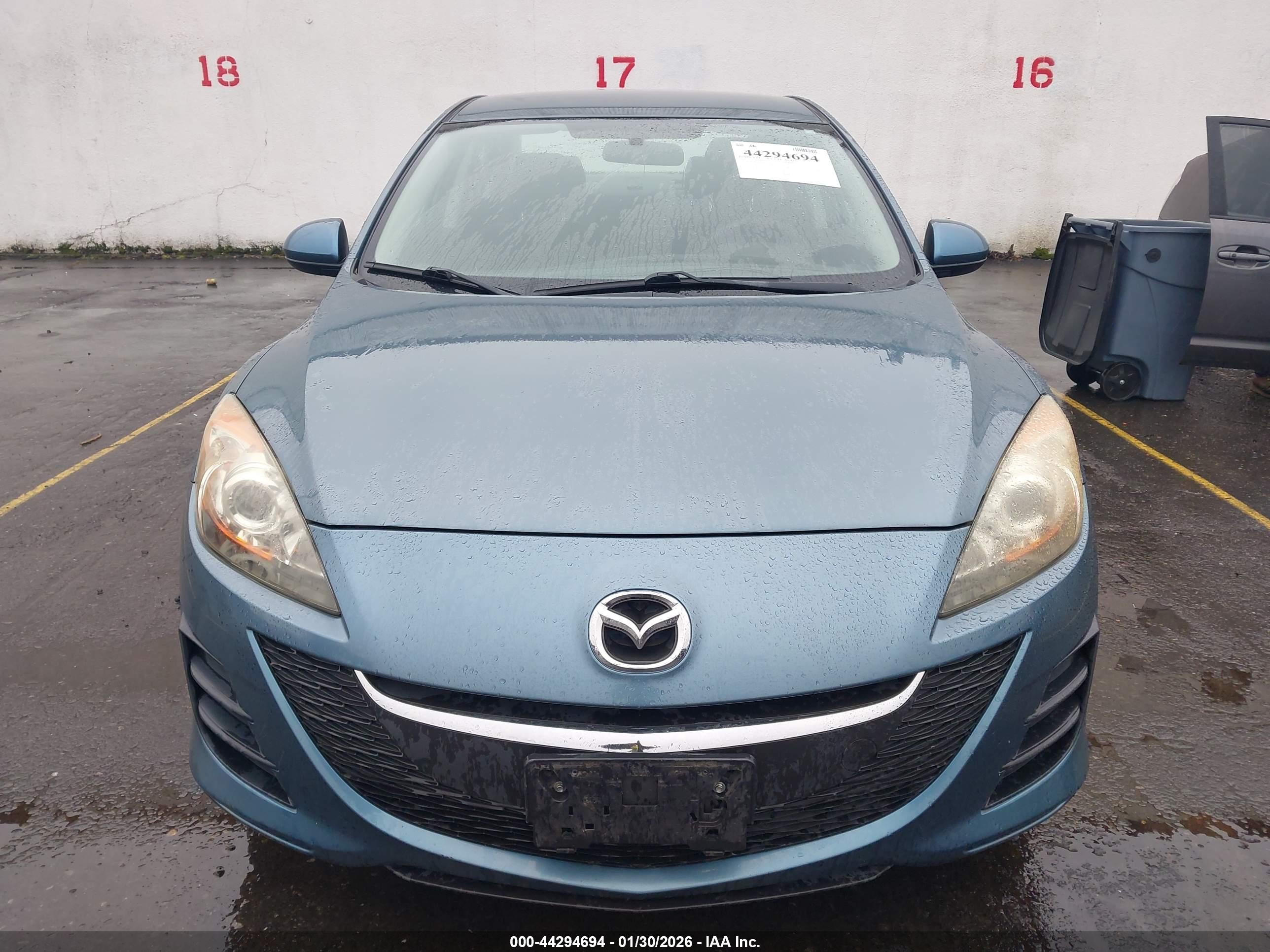 MAZDA MAZDA3 image 6