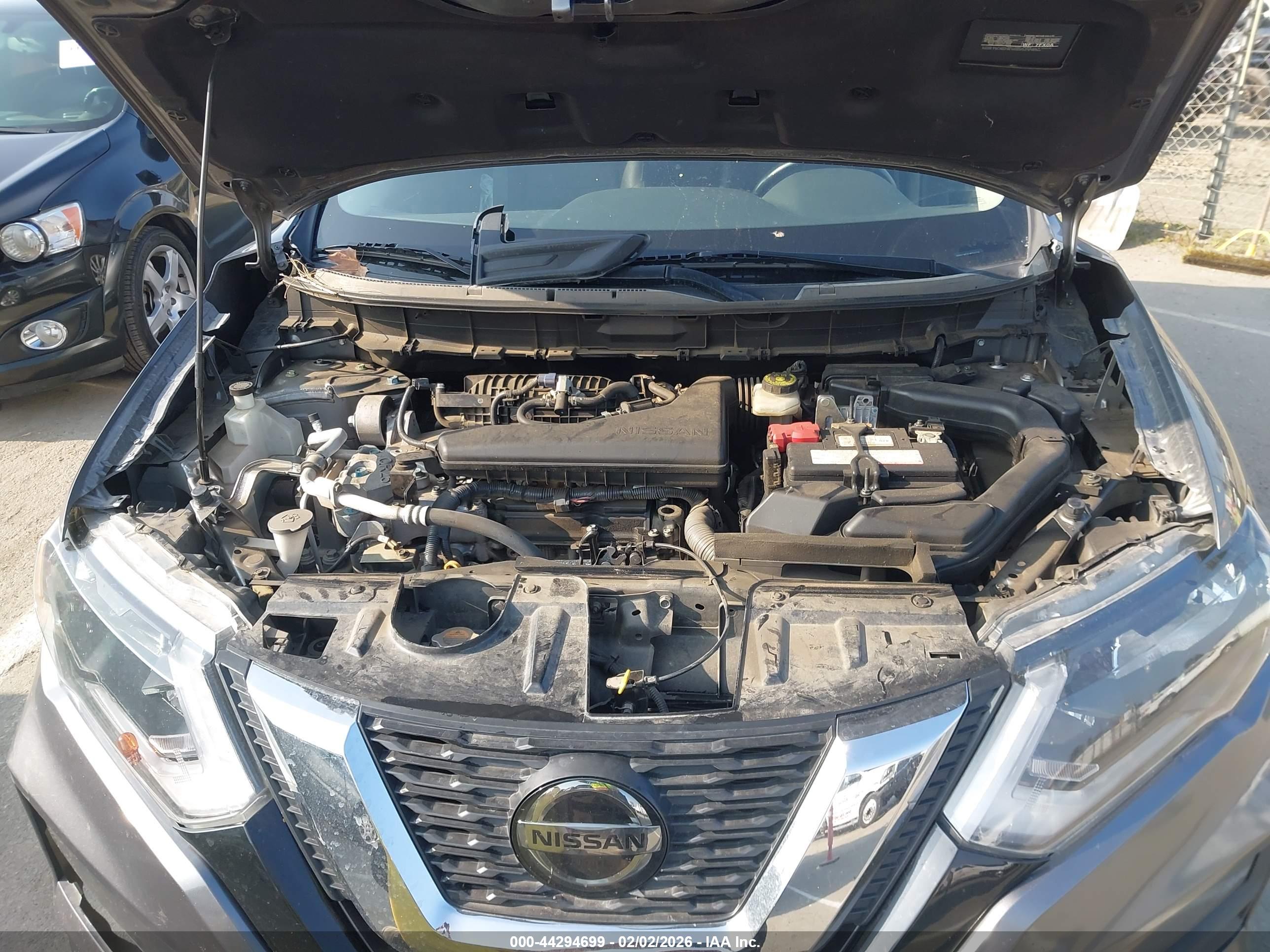 NISSAN ROGUE image 10