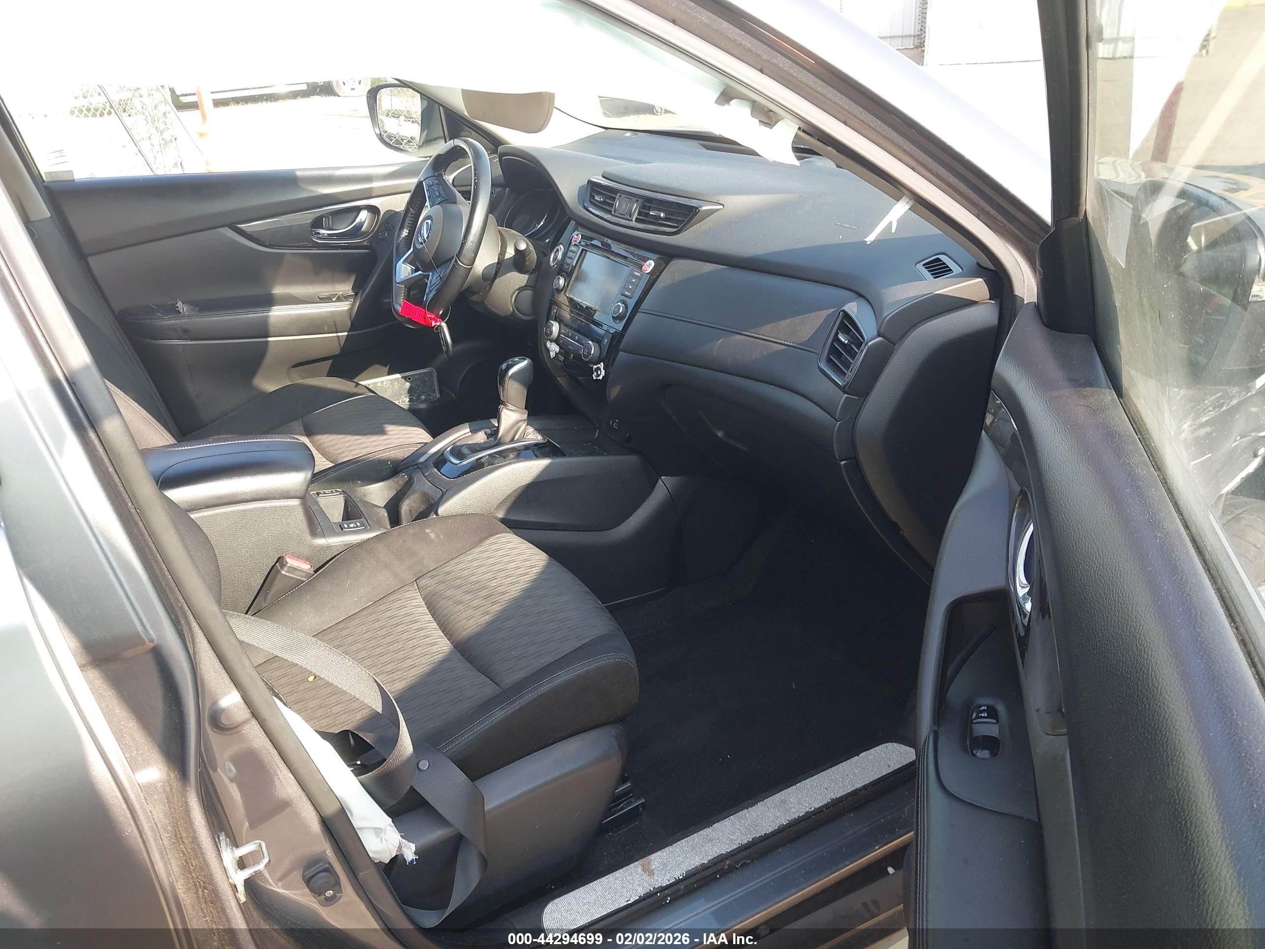 NISSAN ROGUE image 5