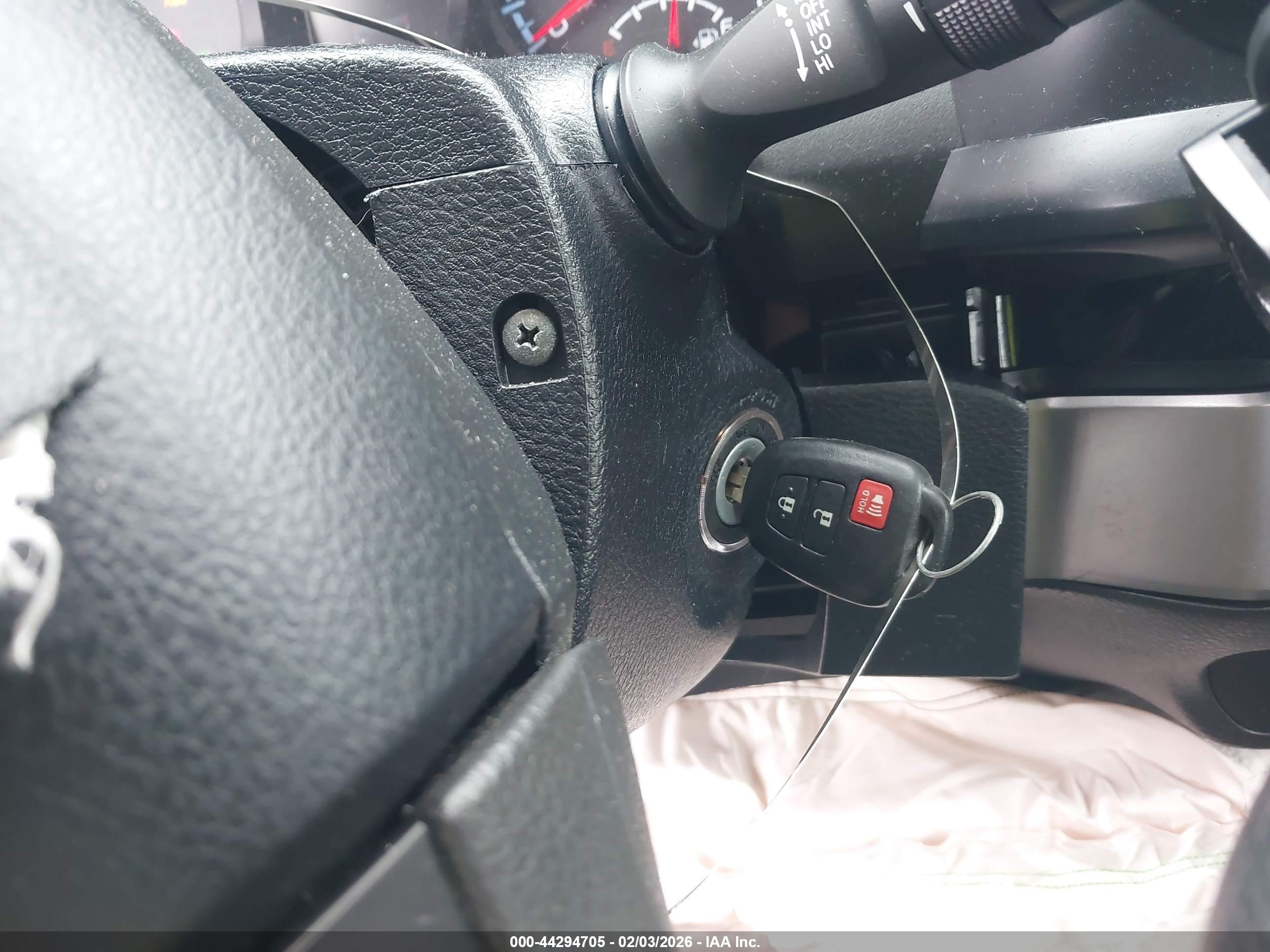TOYOTA TACOMA image 11