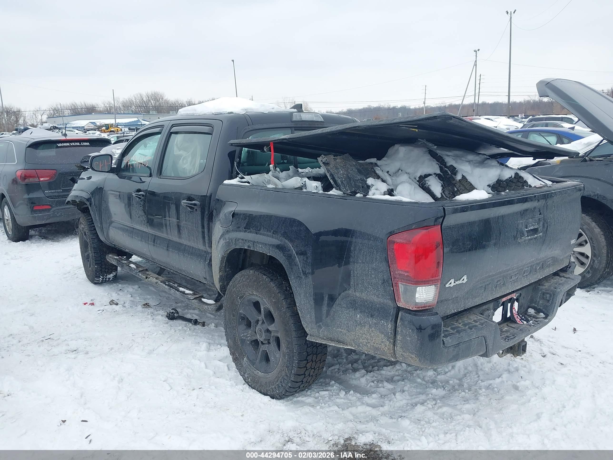 TOYOTA TACOMA image 3