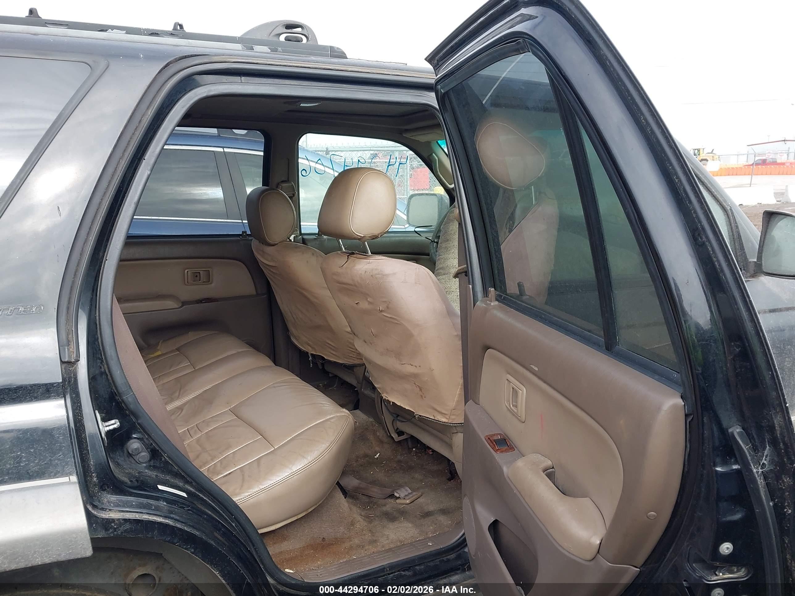 TOYOTA 4RUNNER image 8