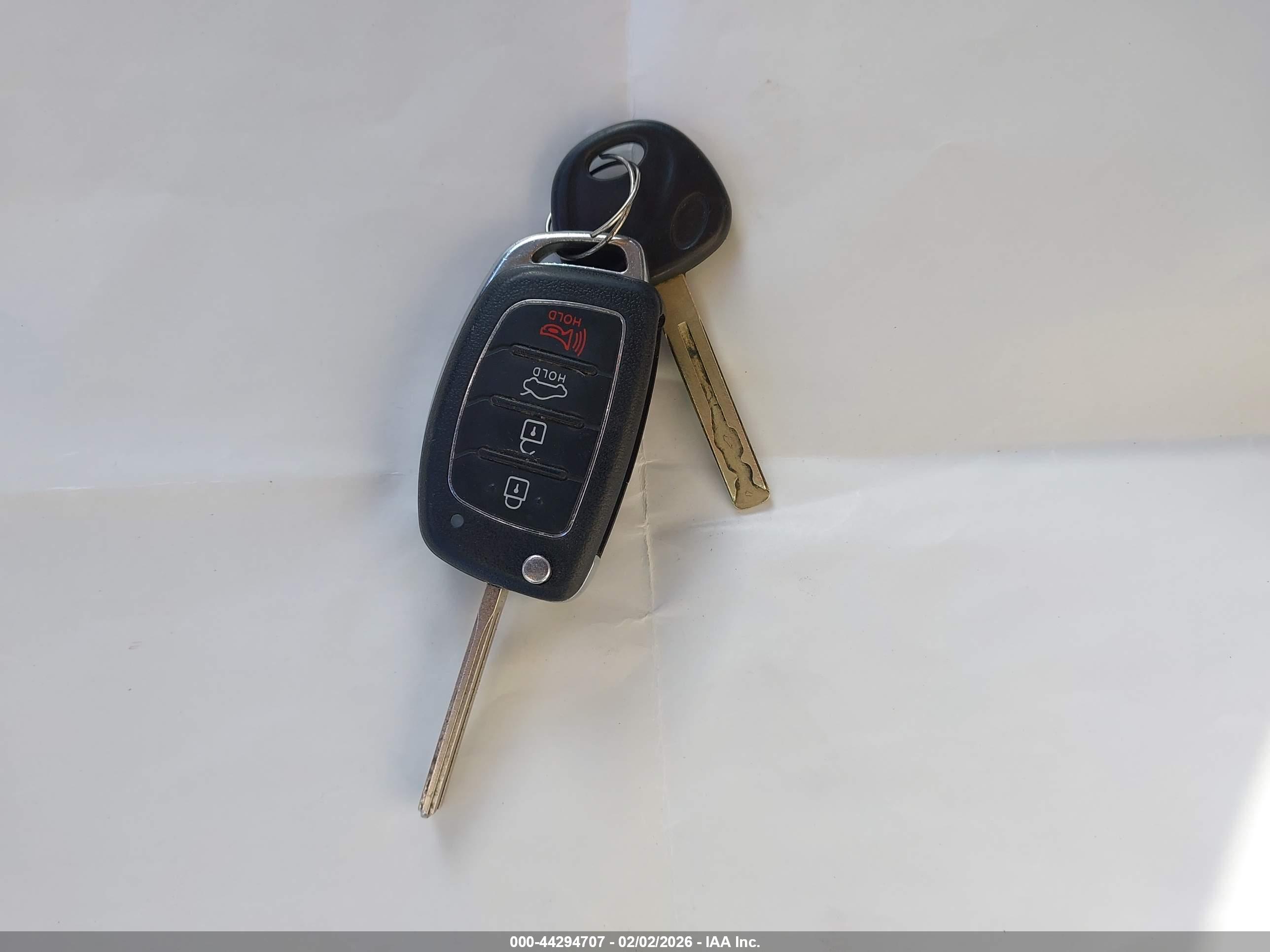 HYUNDAI SONATA image 11
