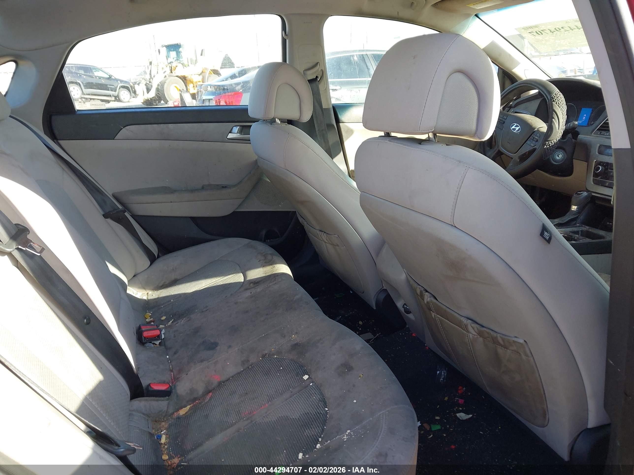 HYUNDAI SONATA image 8